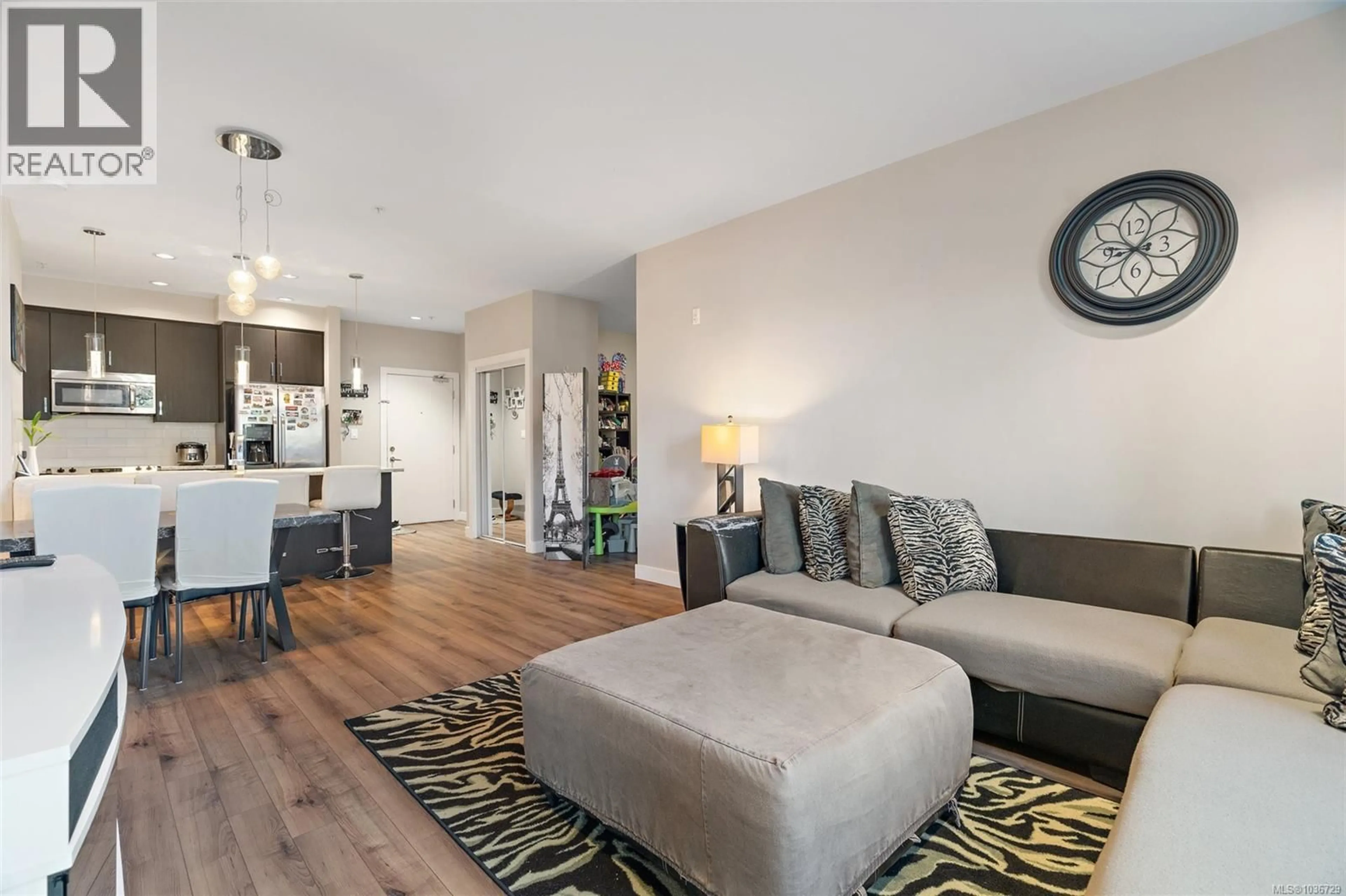 Living room with furniture, unknown for 212 - 2655 SOOKE ROAD, Langford British Columbia V9C3N8