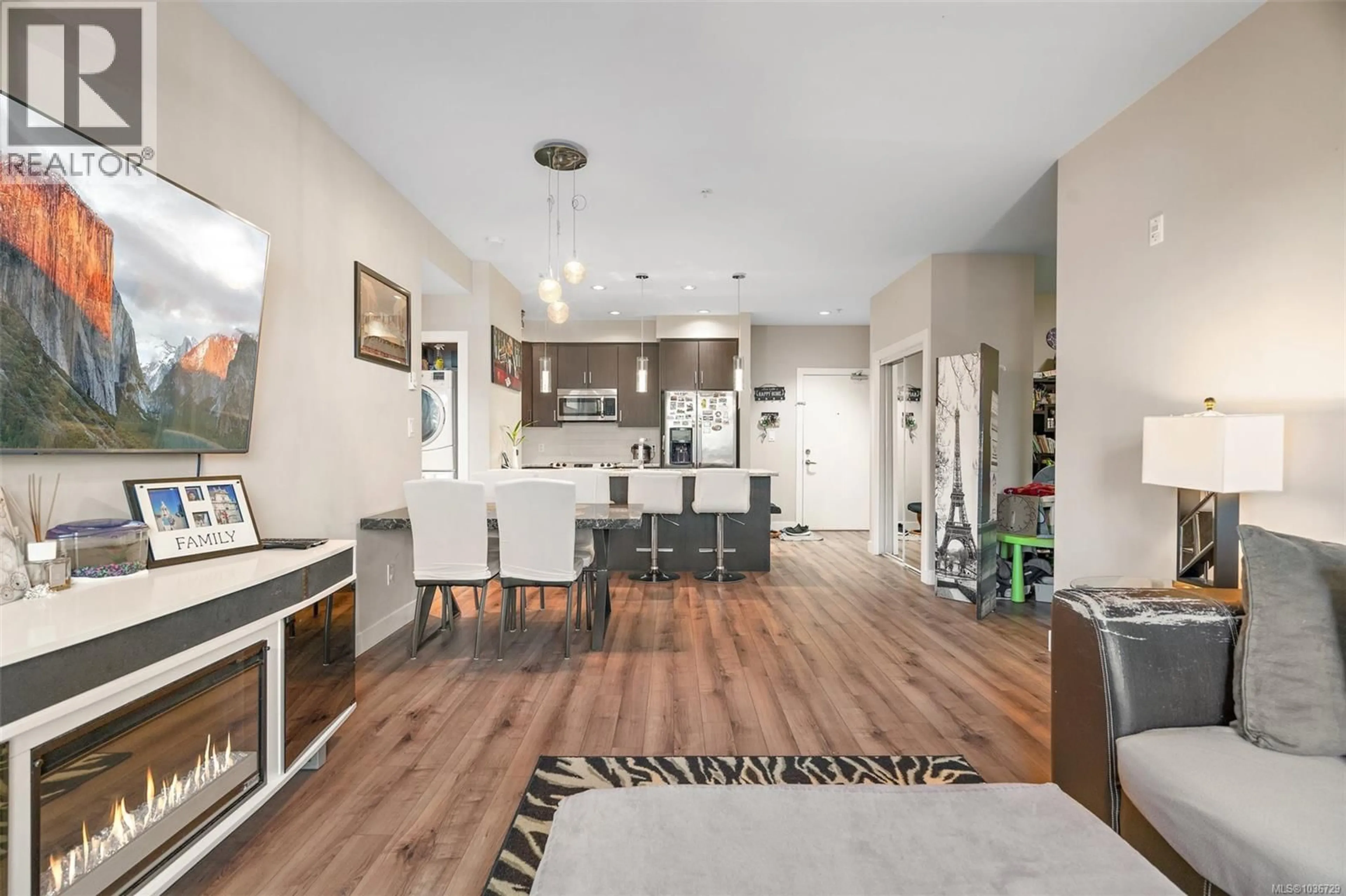 Open concept kitchen, unknown for 212 - 2655 SOOKE ROAD, Langford British Columbia V9C3N8