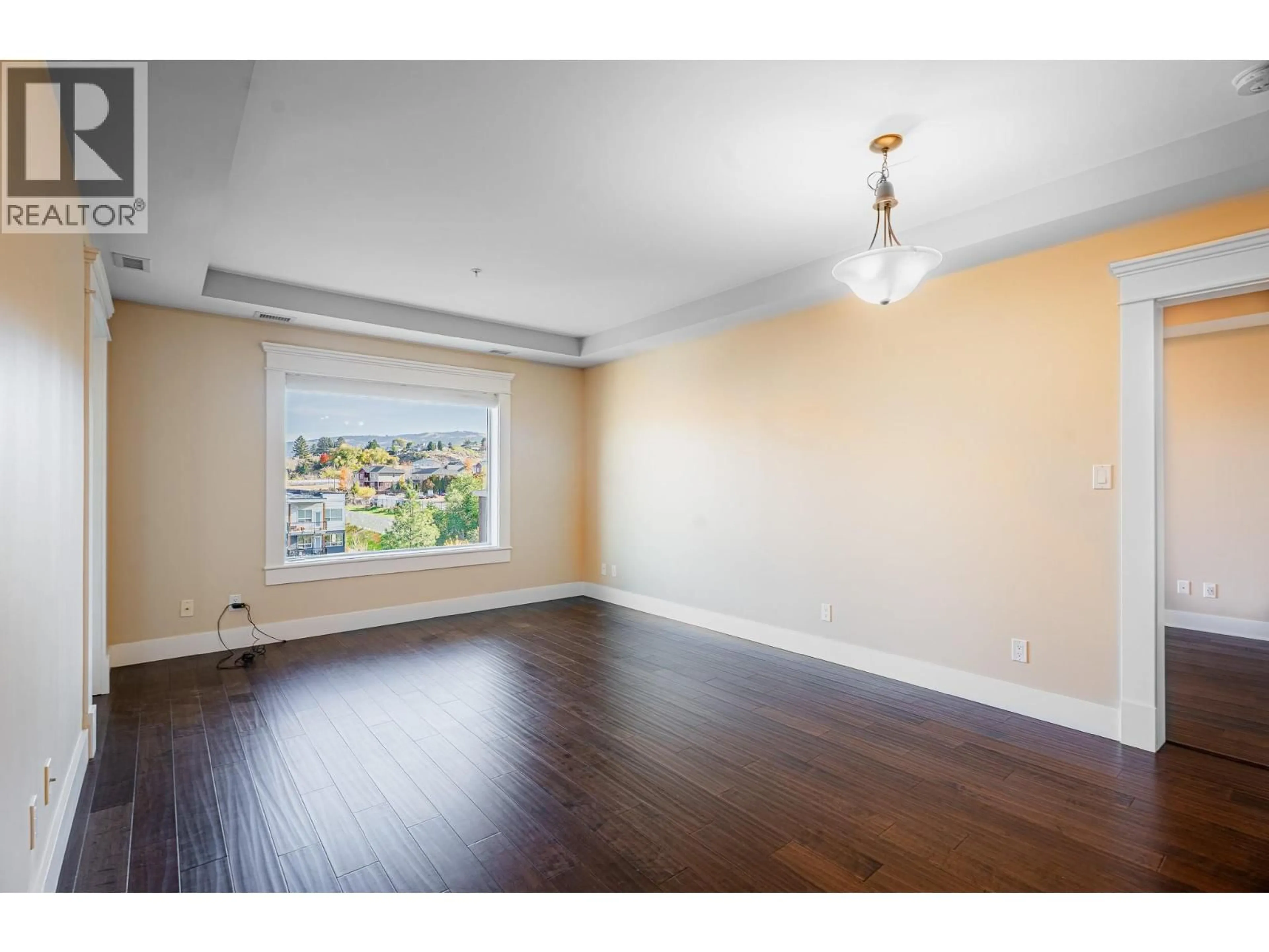 A pic of a room for 504 - 975 VICTORIA W STREET, Kamloops British Columbia V2C0C2