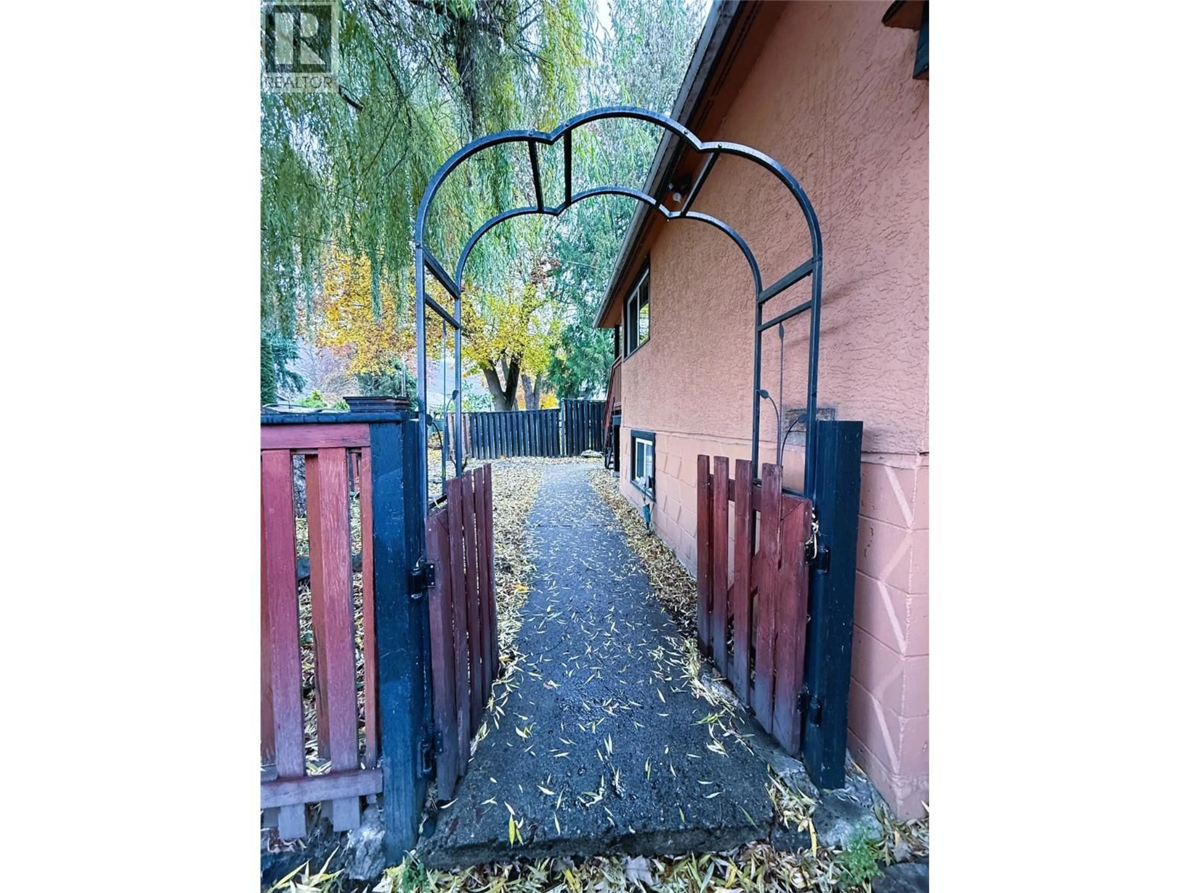 Patio, street for 7310 51 STREET NORTHEAST, Salmon Arm British Columbia V0E1K0