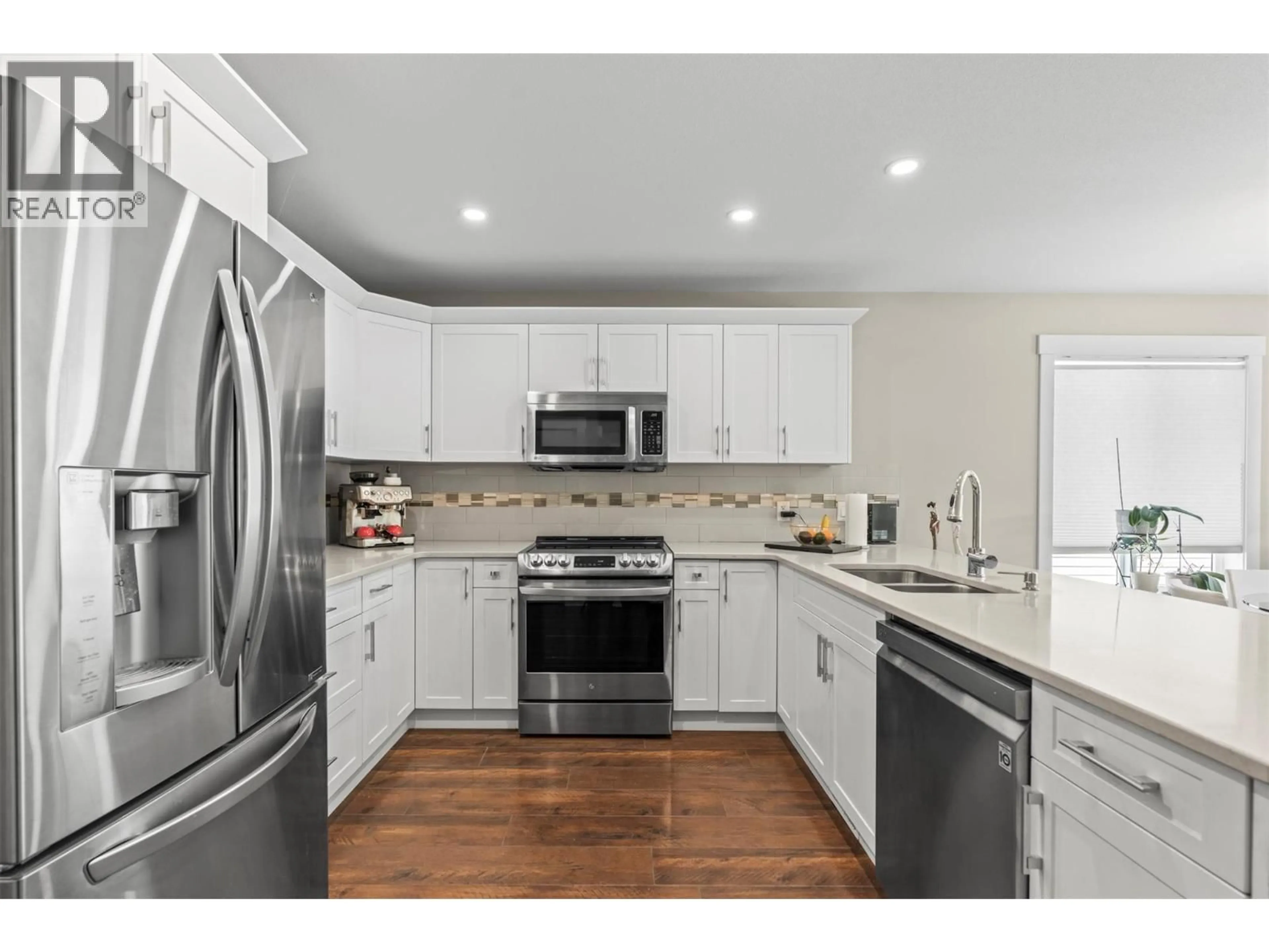 Open concept kitchen, unknown for 55 - 2100 55 AVENUE, Vernon British Columbia V1T9Y6