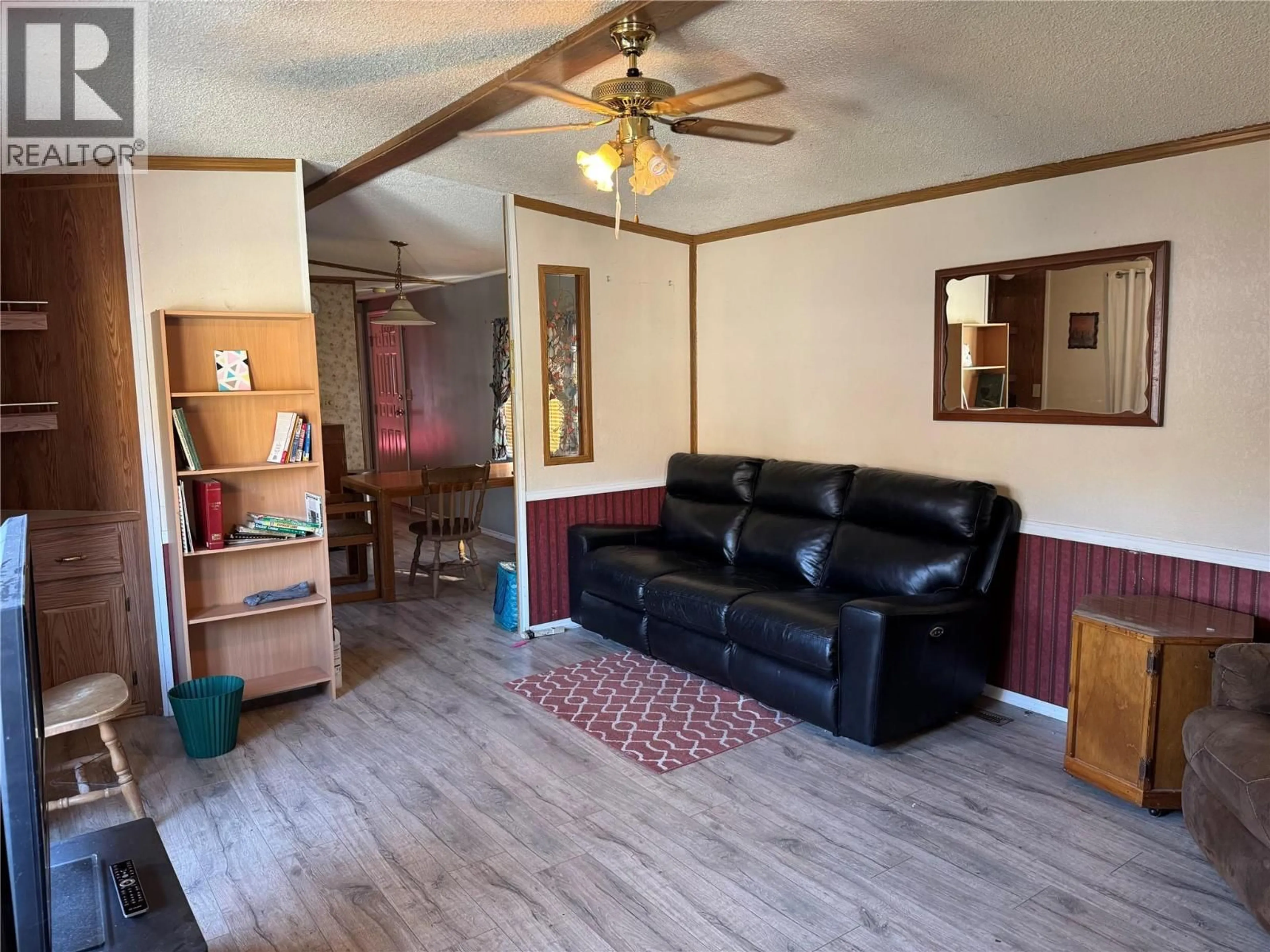 Living room with furniture, unknown for A14 - 220 G & M ROAD, Kamloops British Columbia V2H1A4