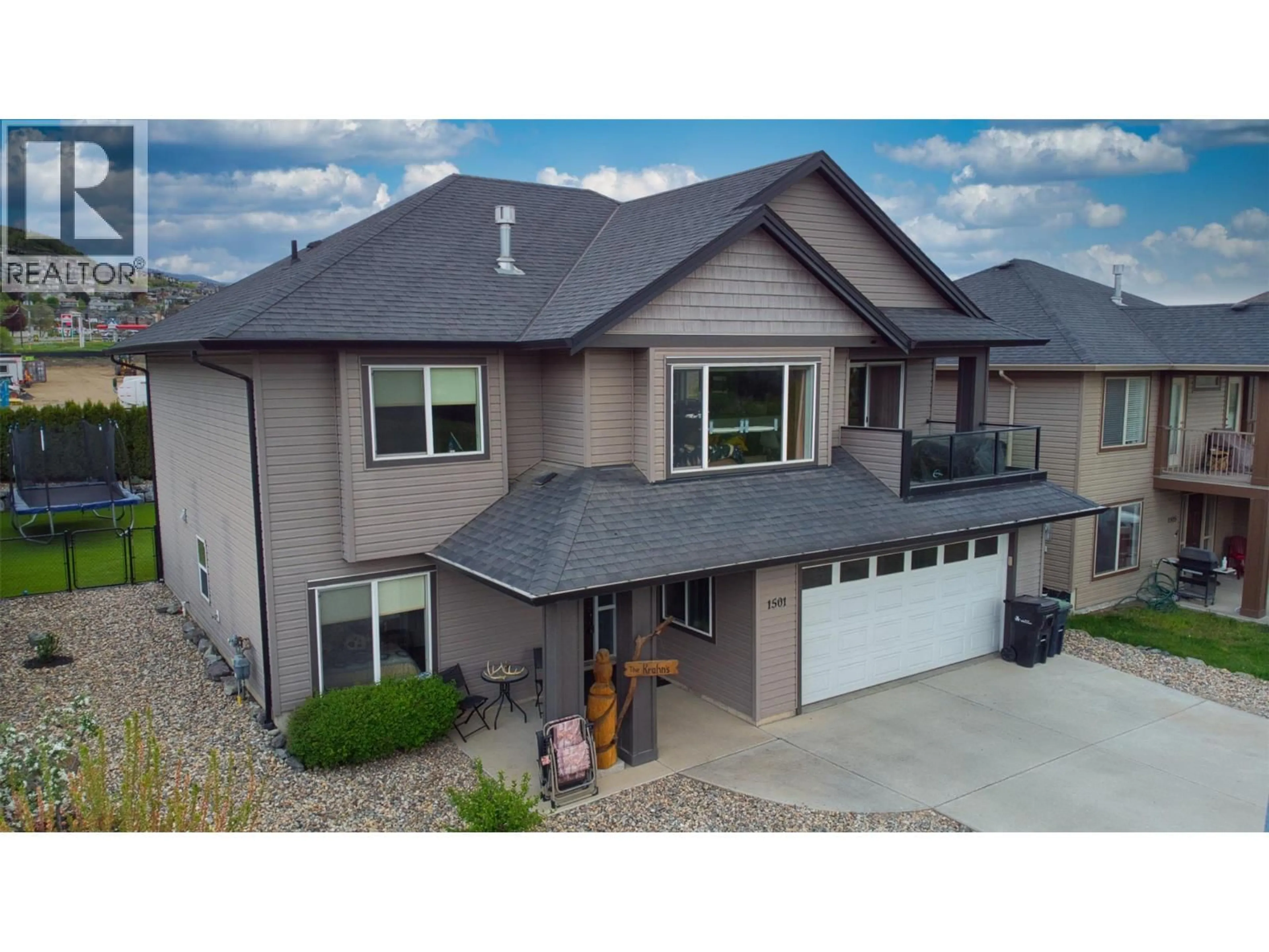A pic from outside/outdoor area/front of a property/back of a property/a pic from drone, unknown for 1501 15TH AVENUE, Vernon British Columbia V1T9R4
