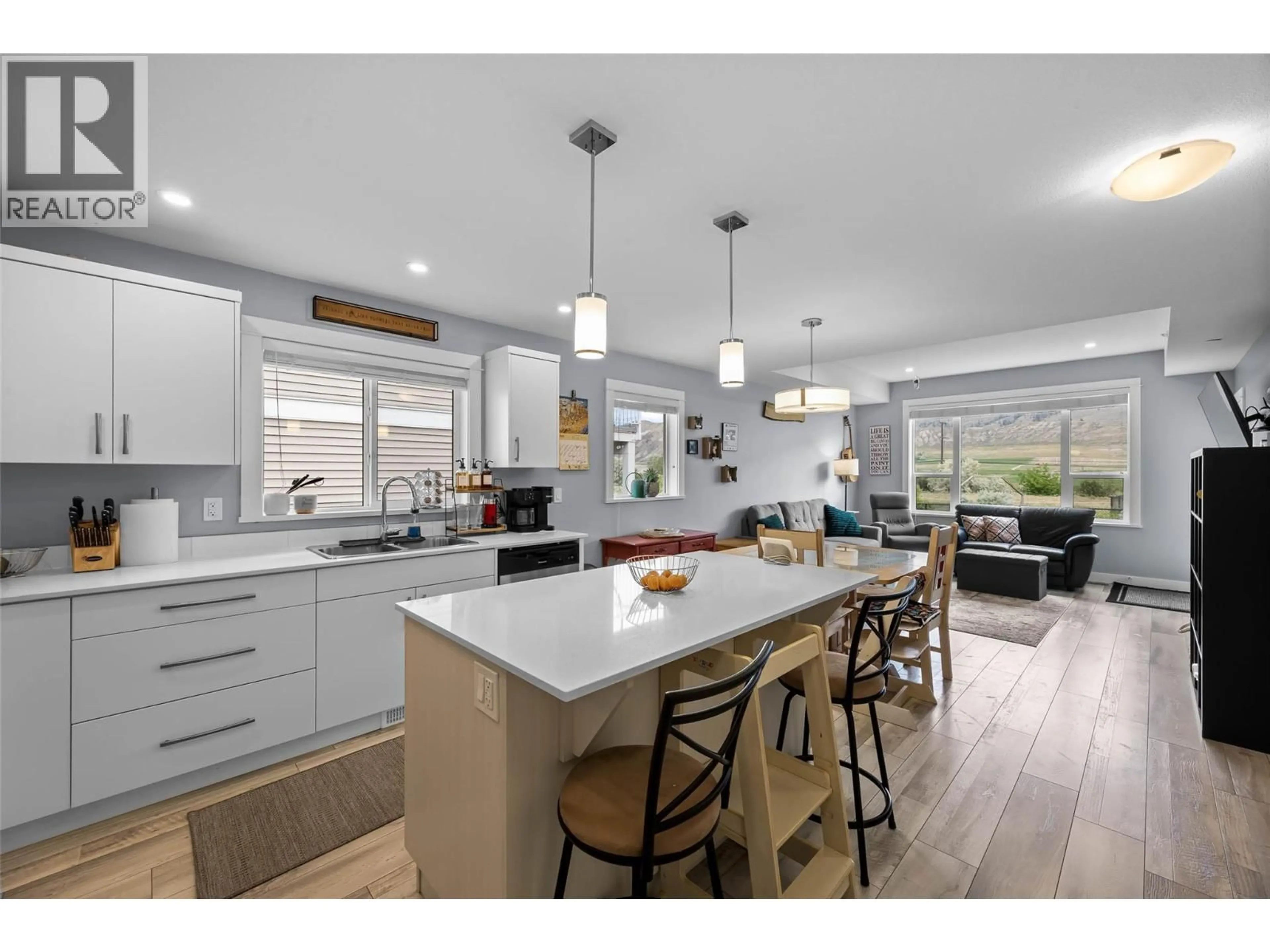 Open concept kitchen, unknown for 161 - 8800 DALLAS DRIVE, Kamloops British Columbia V2C0G8