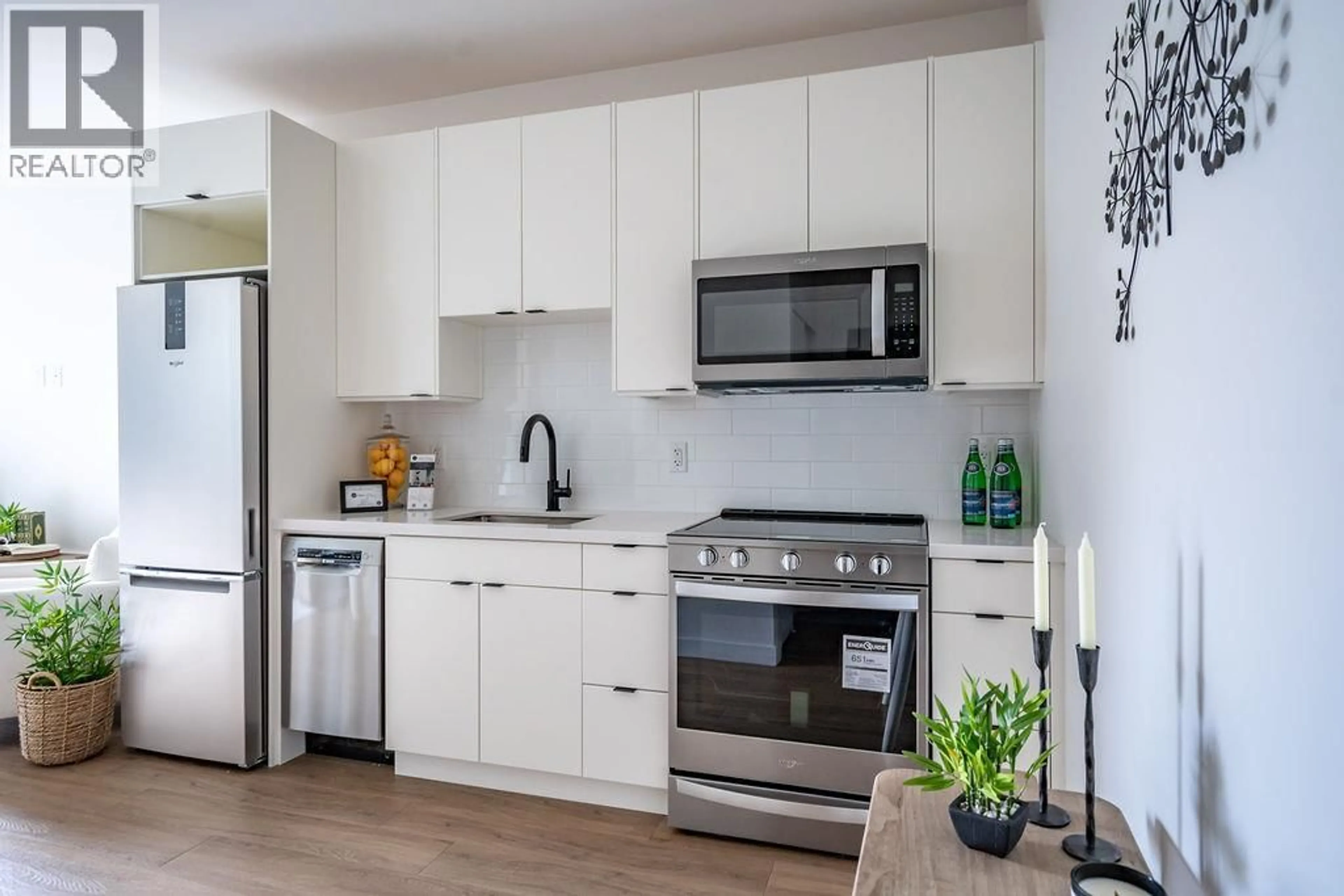 Unknown for 209 - 514 VICTORIA STREET, Nelson British Columbia V1L4K8