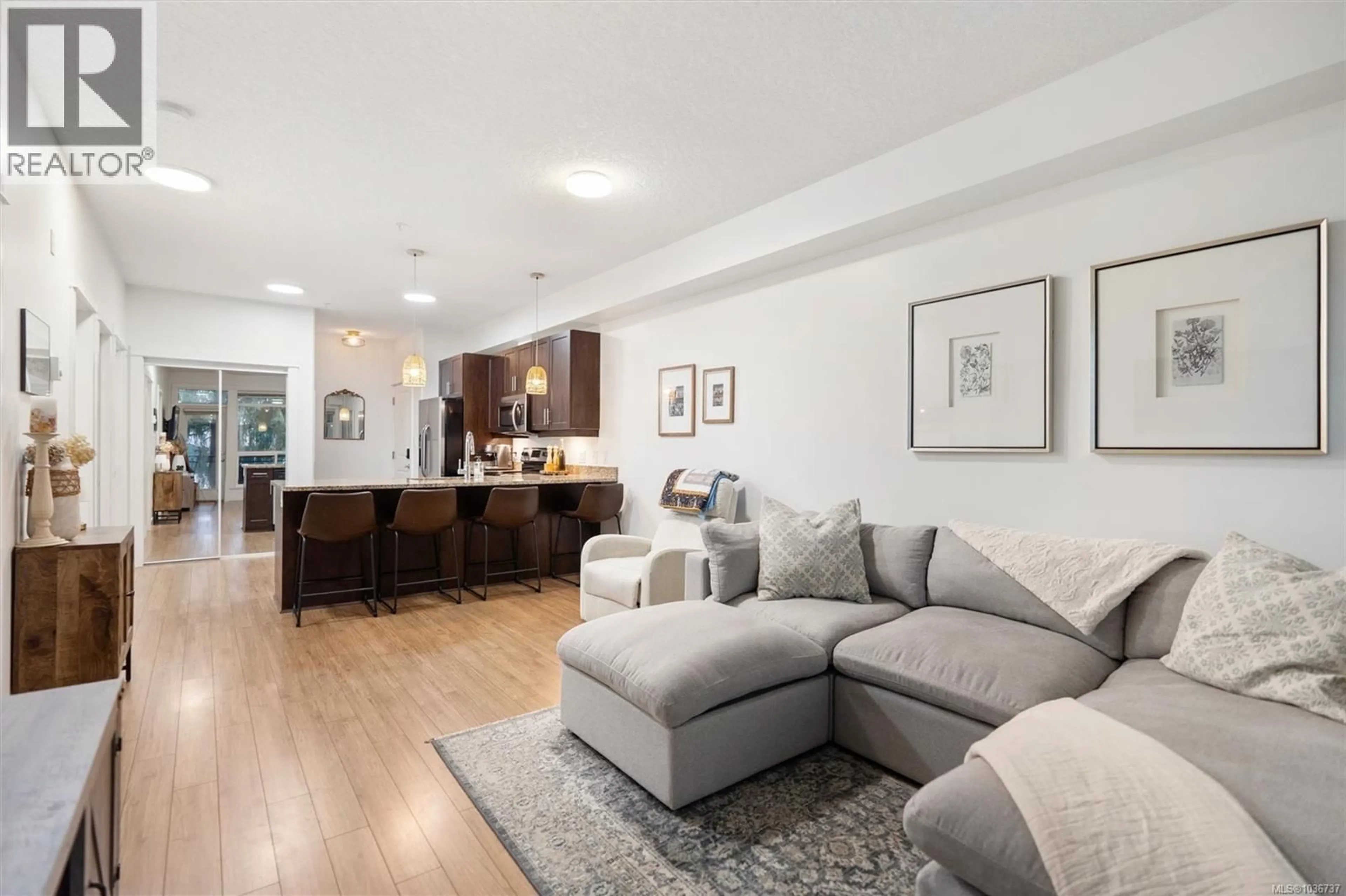 Living room with furniture, unknown for 216 - 938 DUNFORD AVENUE, Langford British Columbia V9B0M2