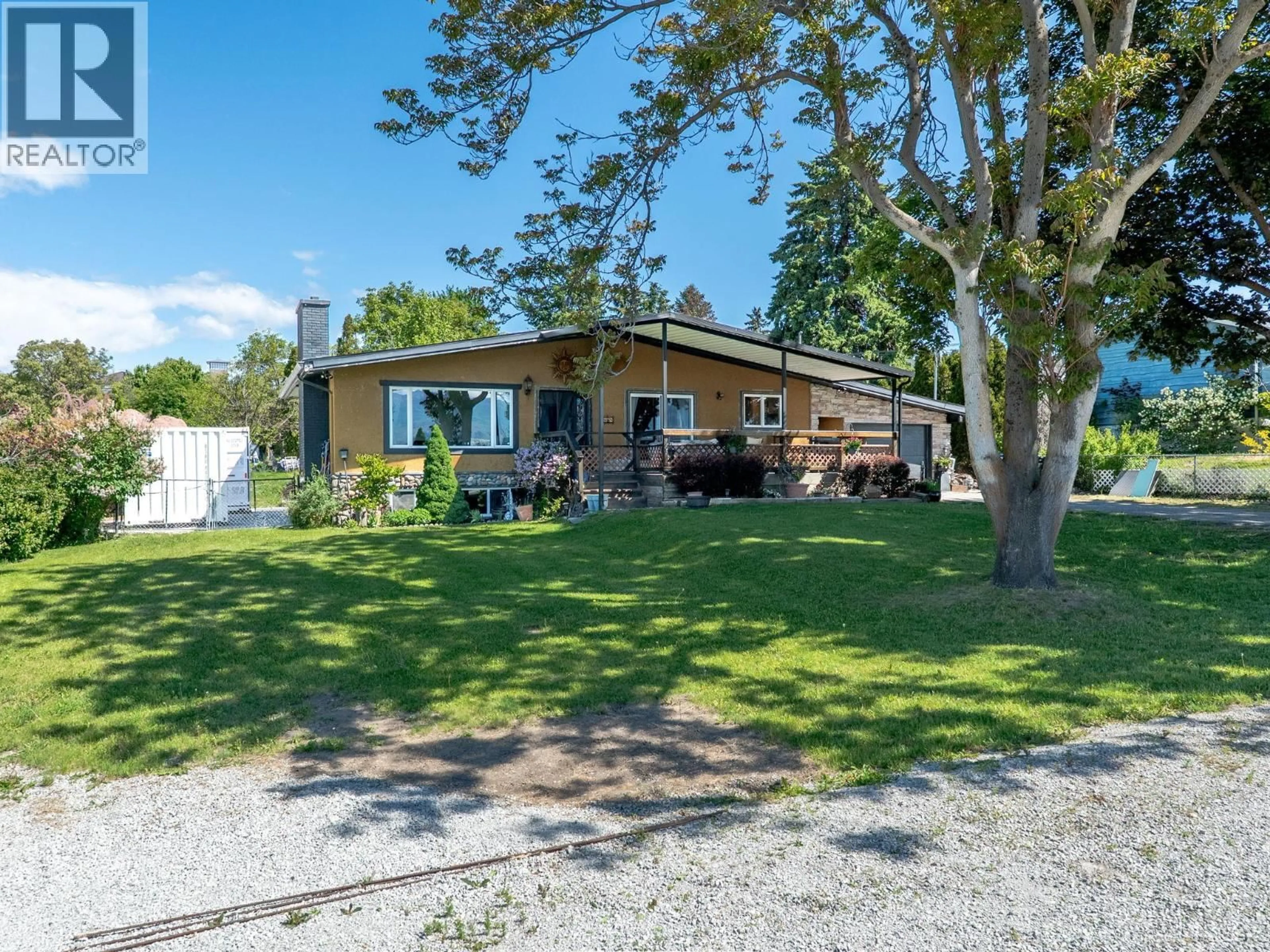 A pic from outside/outdoor area/front of a property/back of a property/a pic from drone, street for 858 DOUGLAS ROAD, West Kelowna British Columbia V1Z1N8