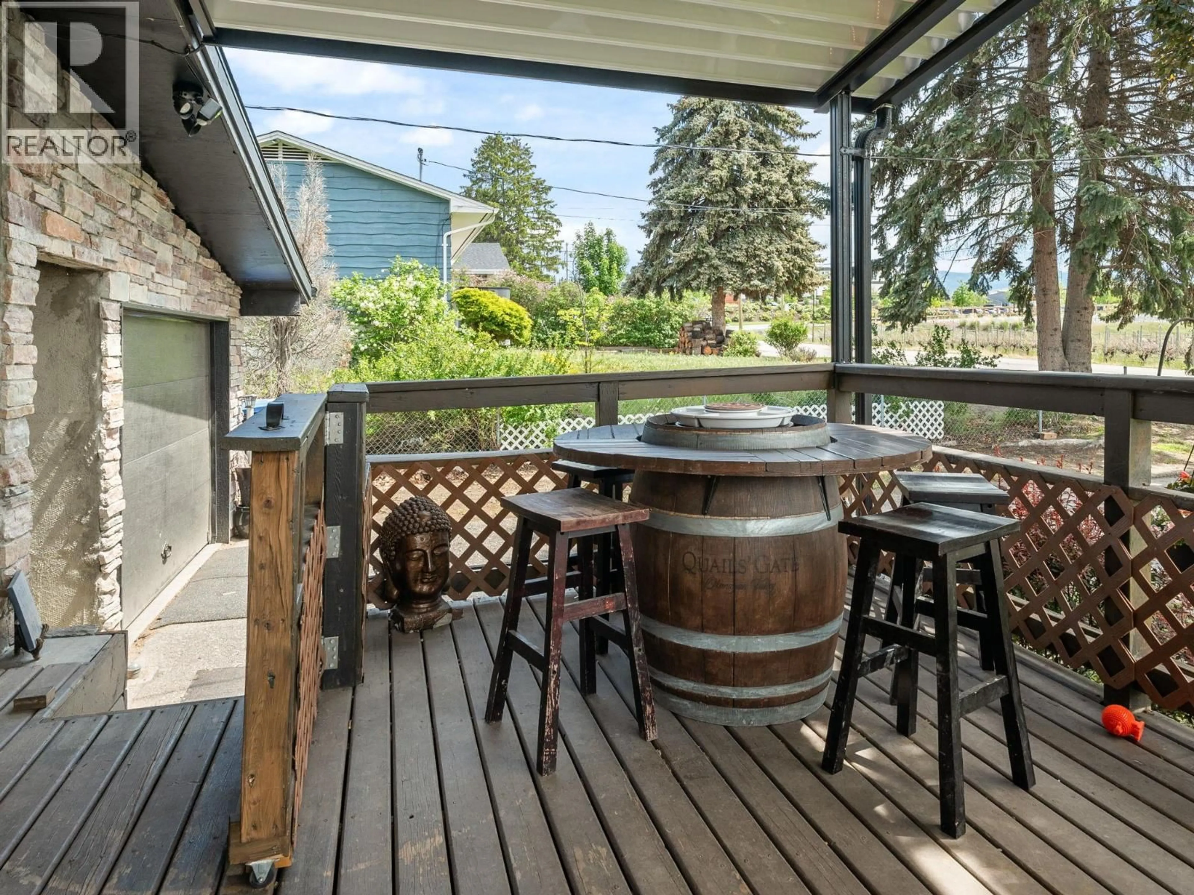 Patio, street for 858 DOUGLAS ROAD, West Kelowna British Columbia V1Z1N8