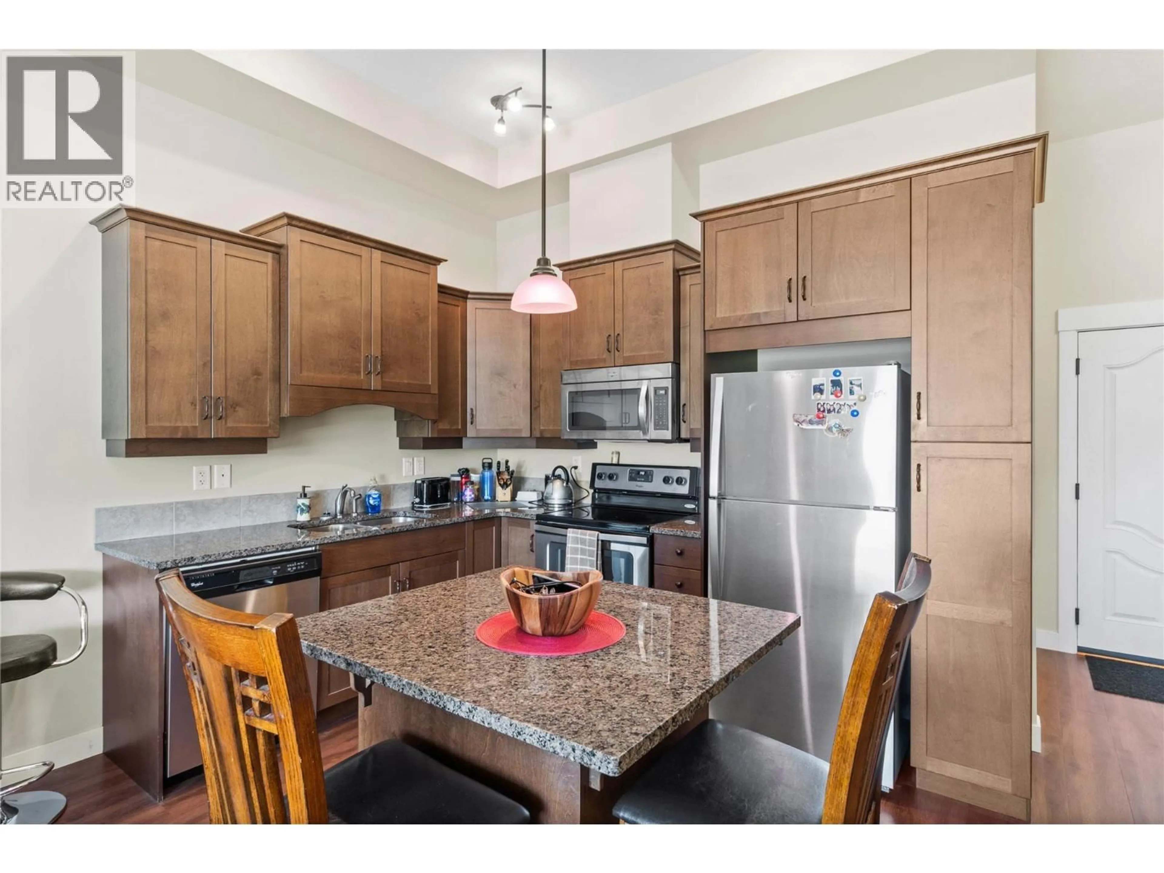 Standard kitchen, unknown for 216 - 755 MCGILL ROAD, Kamloops British Columbia V2C0B6
