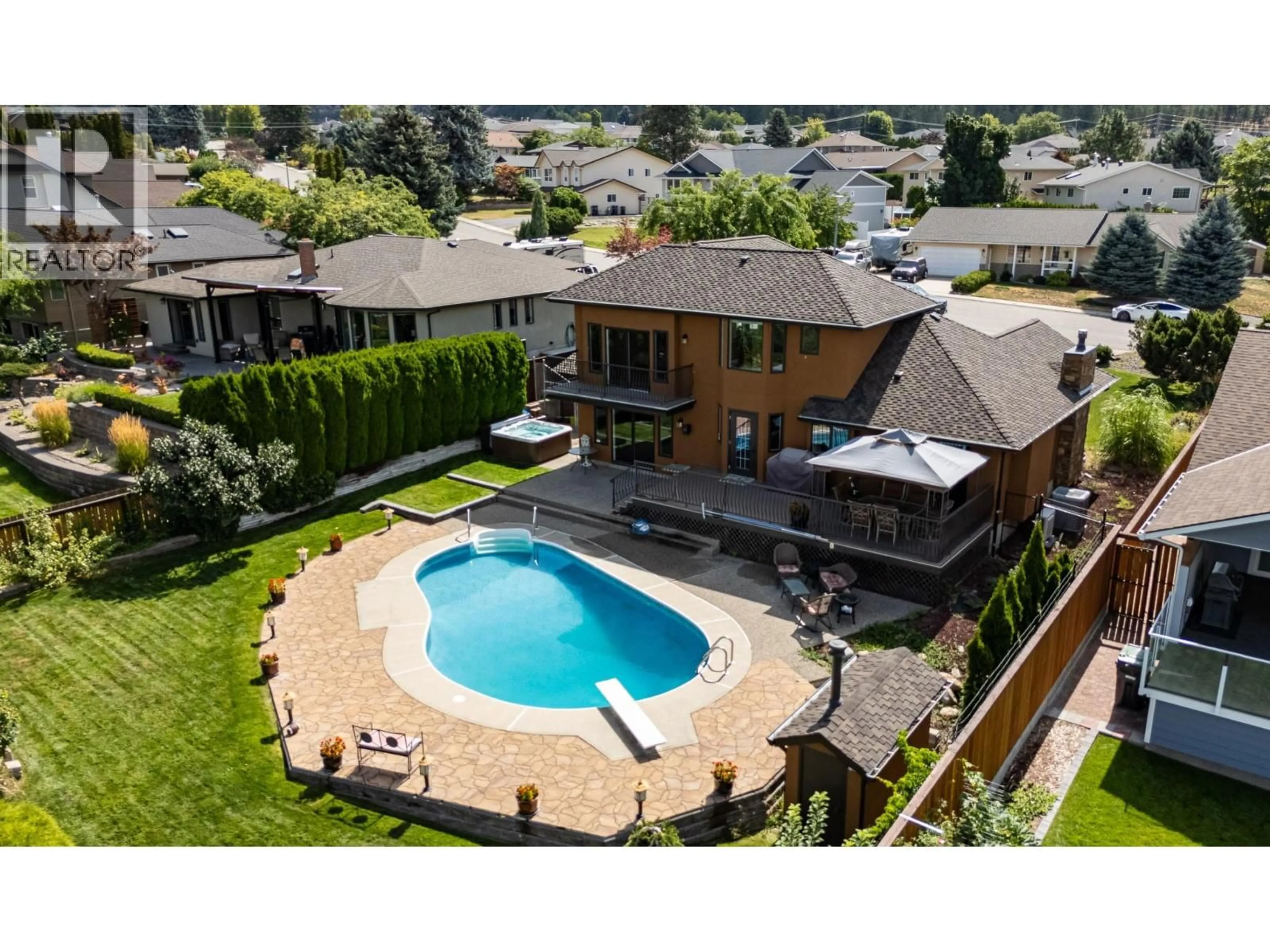 A pic from outside/outdoor area/front of a property/back of a property/a pic from drone, water/lake/river/ocean view for 155 WESTVIEW DRIVE, Penticton British Columbia V2A7V9