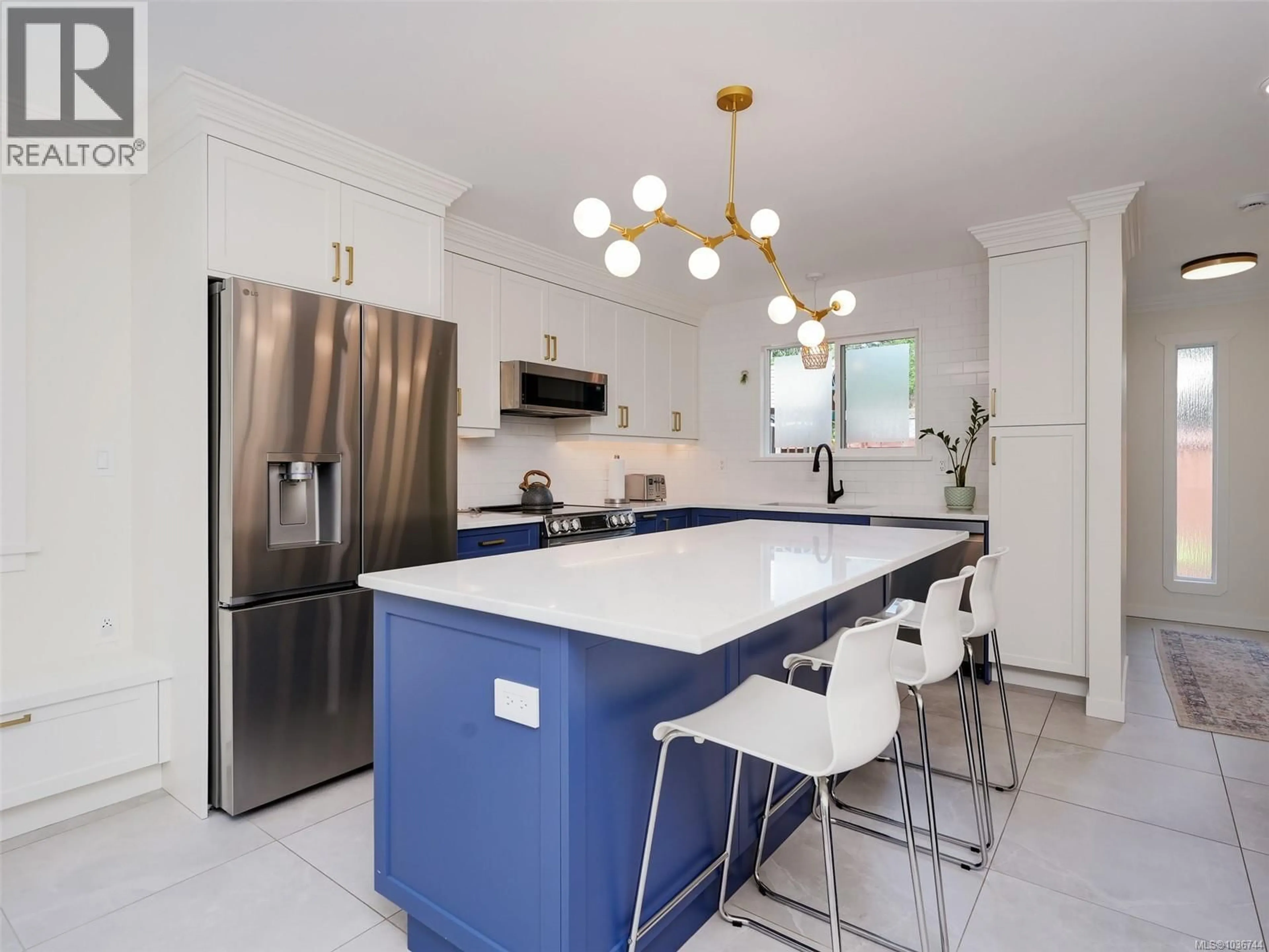 Contemporary kitchen, ceramic/tile floor for 188 ATKINS ROAD, View Royal British Columbia V9B2Z8