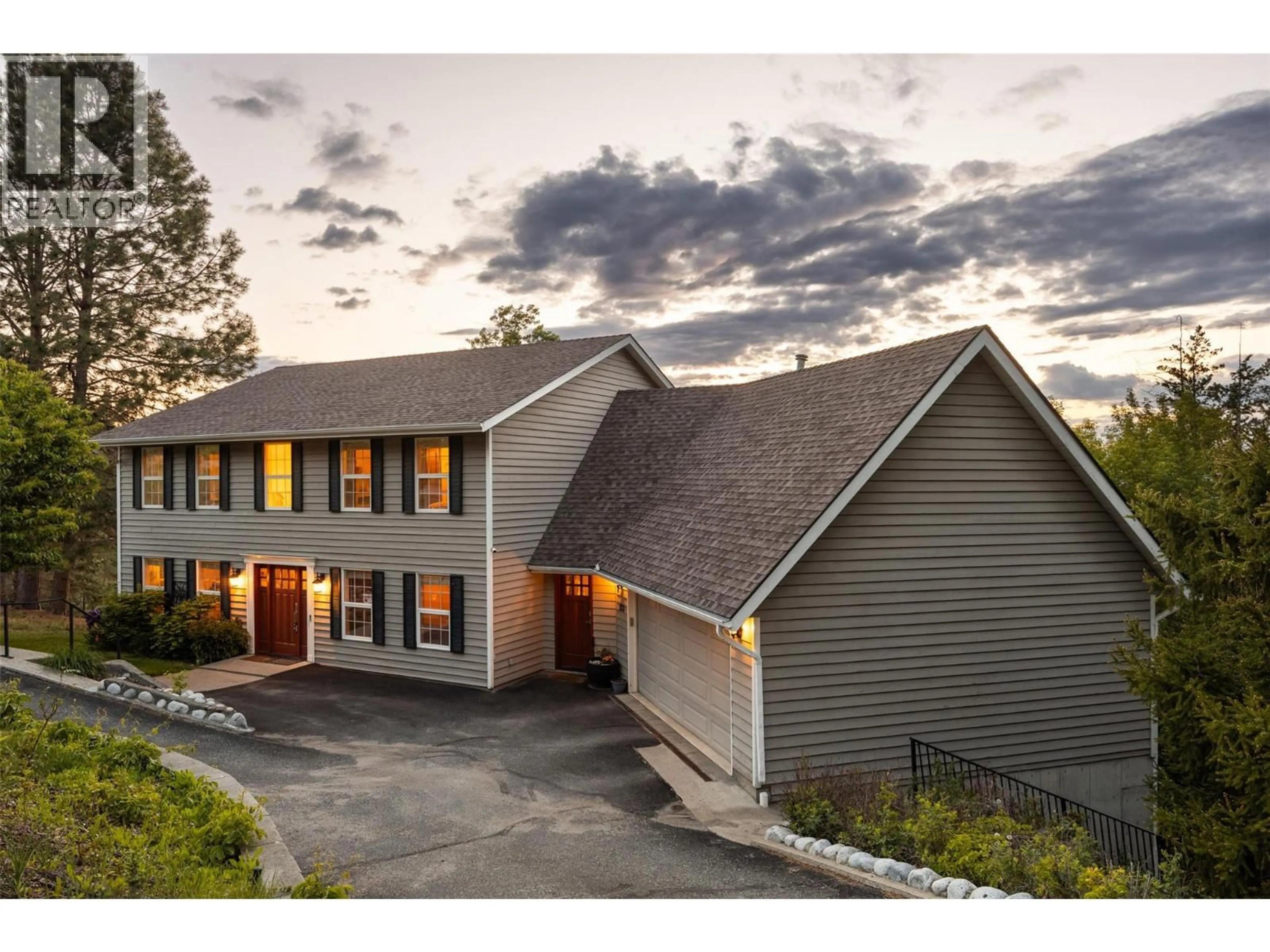 Home with vinyl exterior material, unknown for 1978 HIGH SCHYLEA DRIVE, Kamloops British Columbia V2E1K9