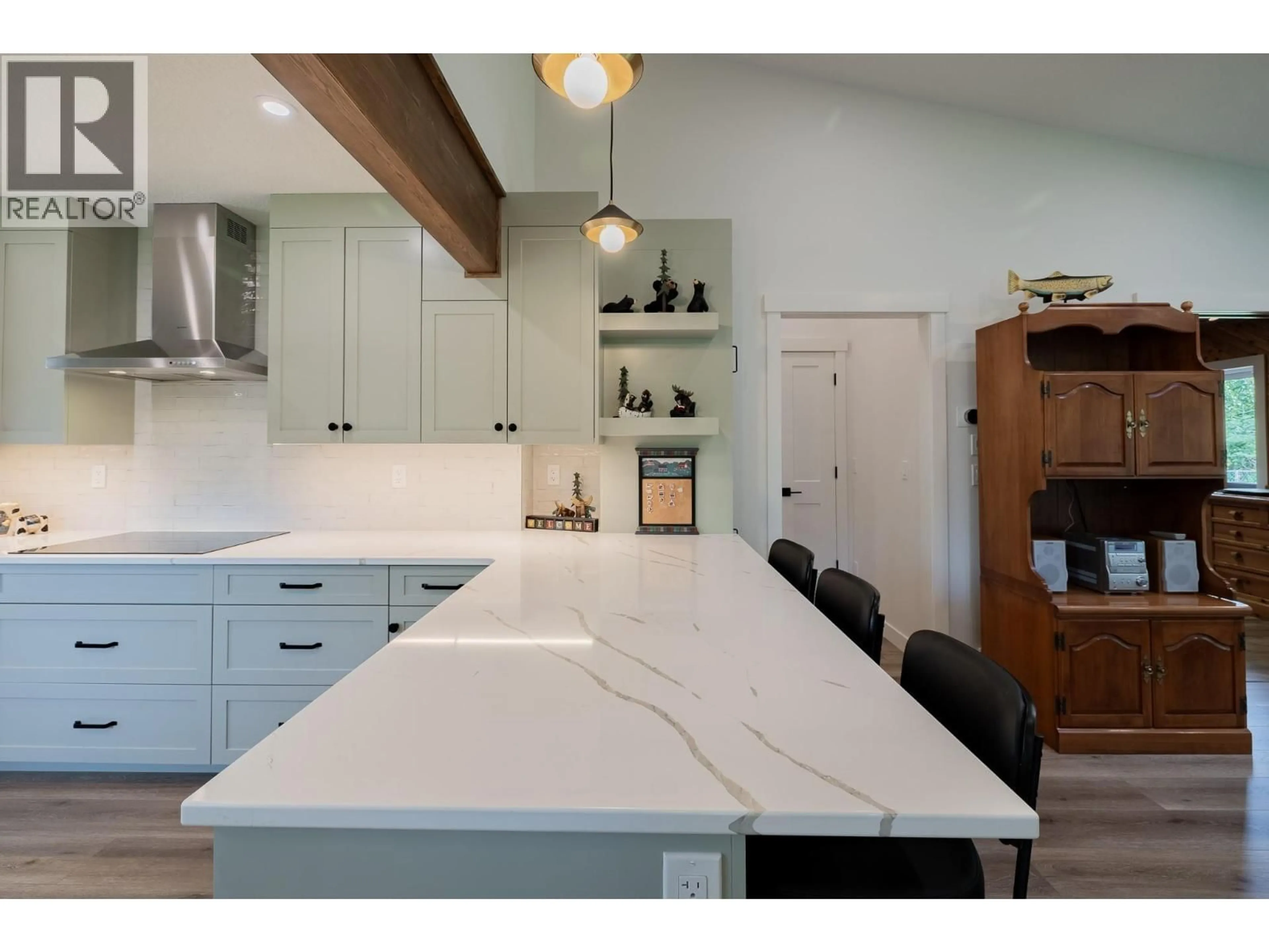 Contemporary kitchen, ceramic/tile floor for 4725 COPPER CRESCENT, Windermere British Columbia V0B2L2
