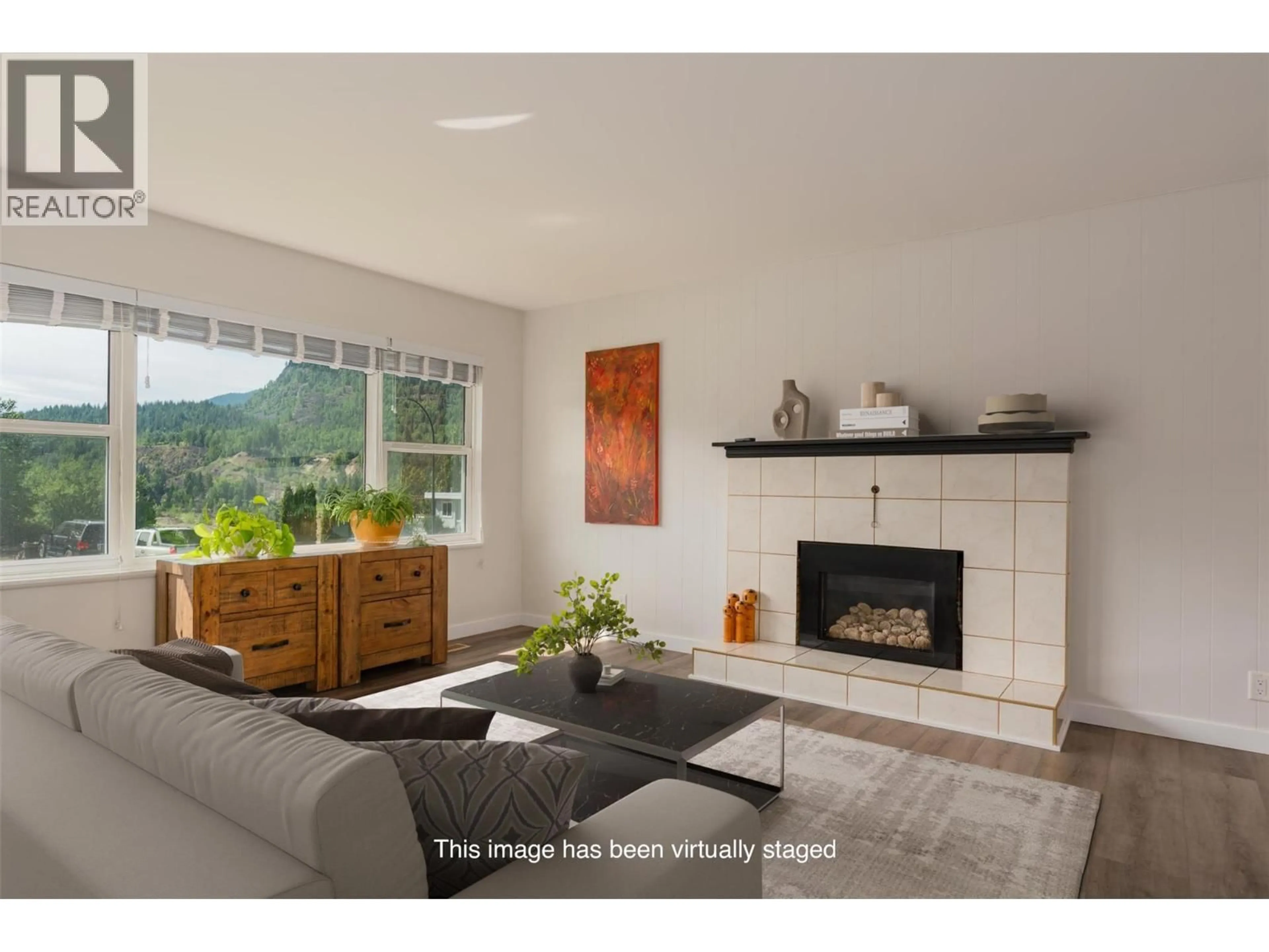 Living room with furniture, unknown for 3725 DOGWOOD DRIVE, Trail British Columbia V1R2V4