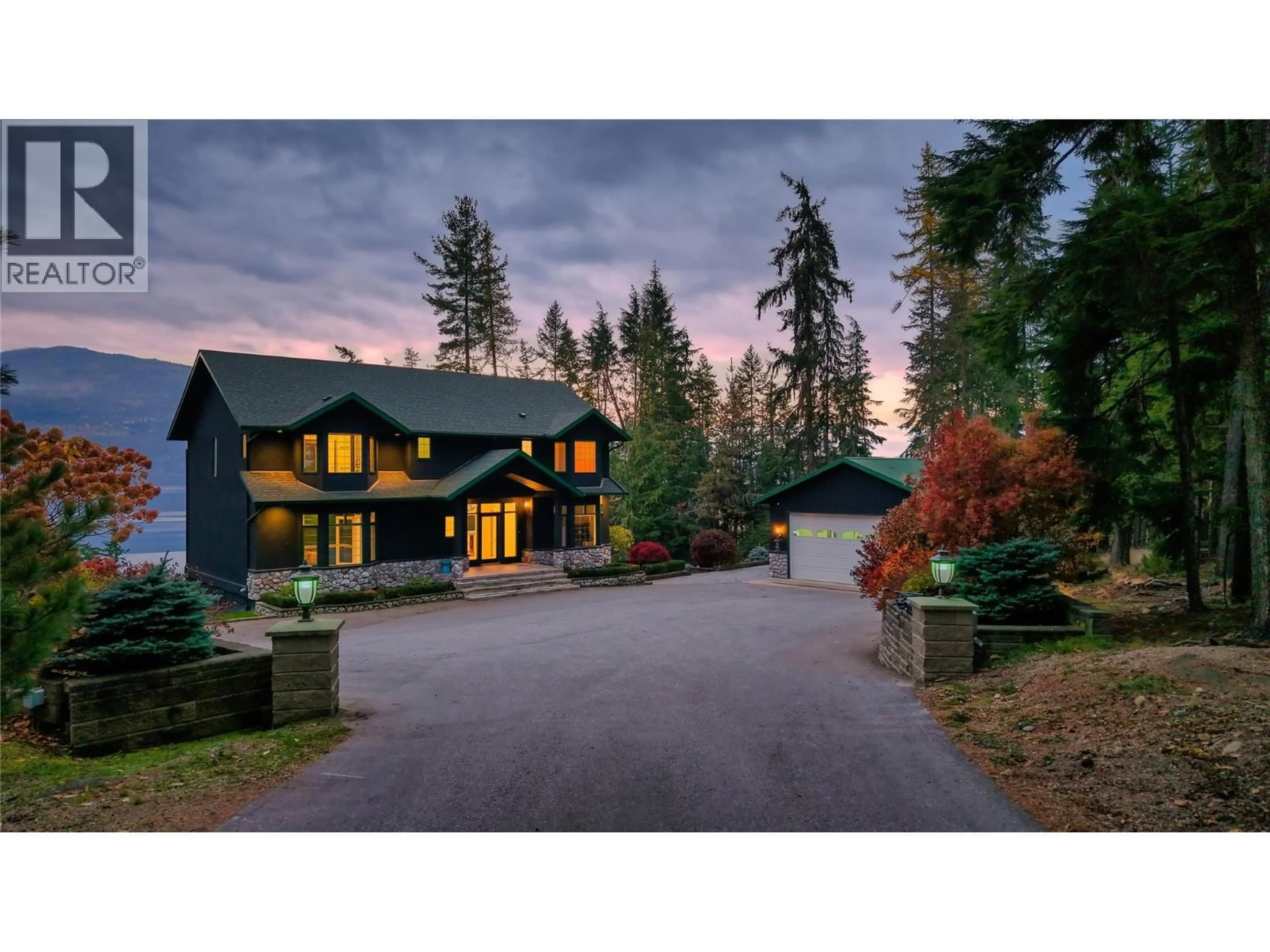 A pic from outside/outdoor area/front of a property/back of a property/a pic from drone, mountain view for 2600 HIGHWAY 23 OTHER NORTH, Nakusp British Columbia V0G1R0