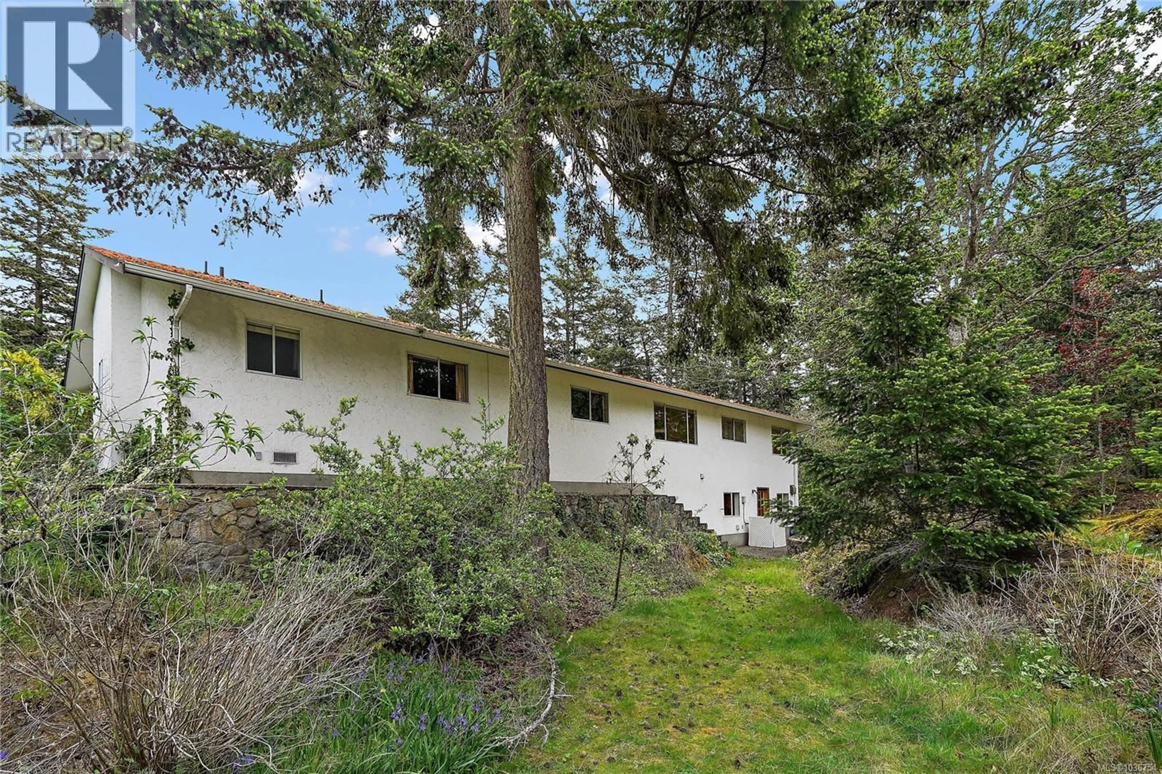 Unknown for 3976 TUDOR AVENUE, Saanich British Columbia V8N4L6