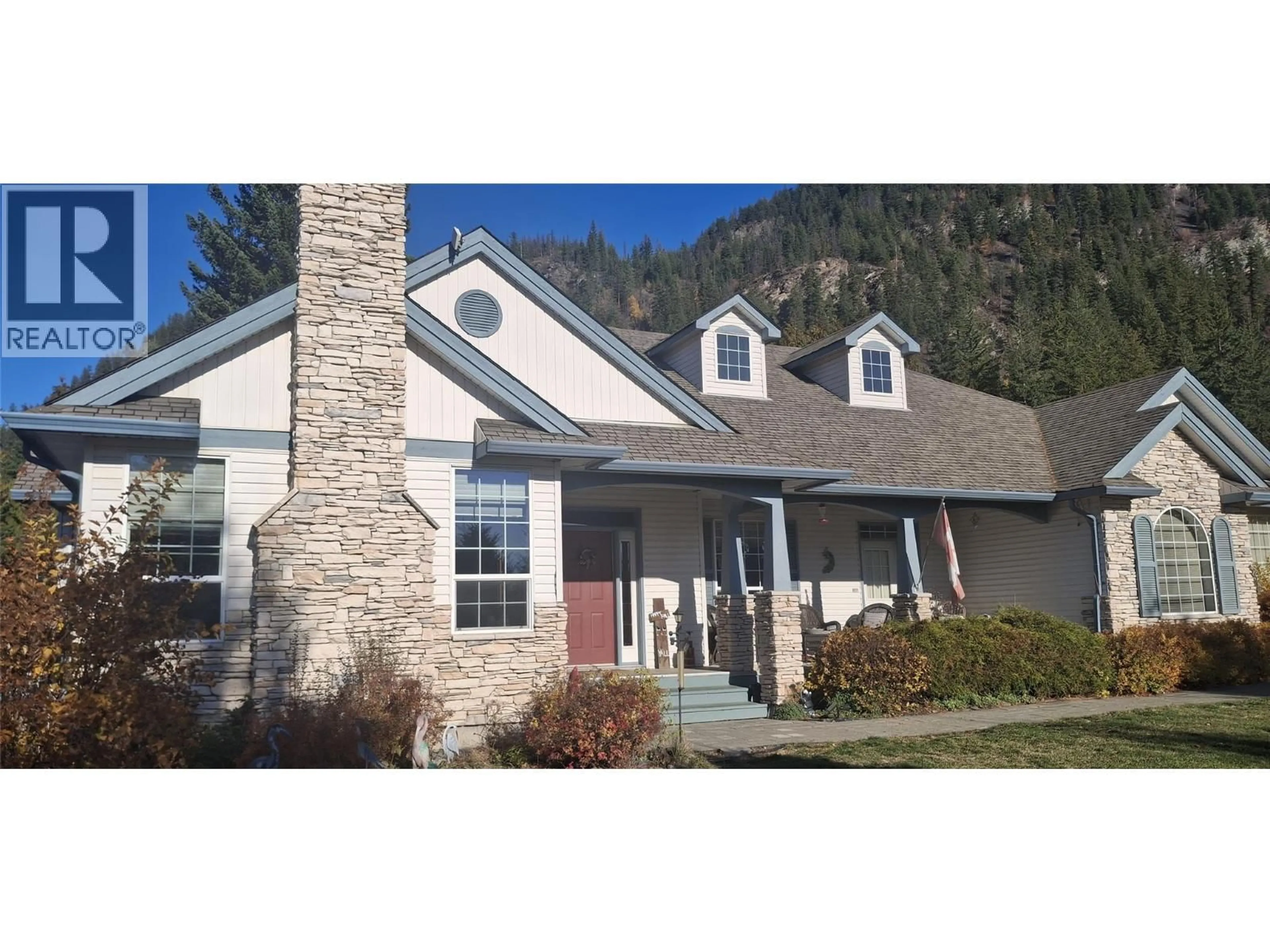 Home with vinyl exterior material, mountain view for 3267 RONCASTLE ROAD, Blind Bay British Columbia V0E1H1