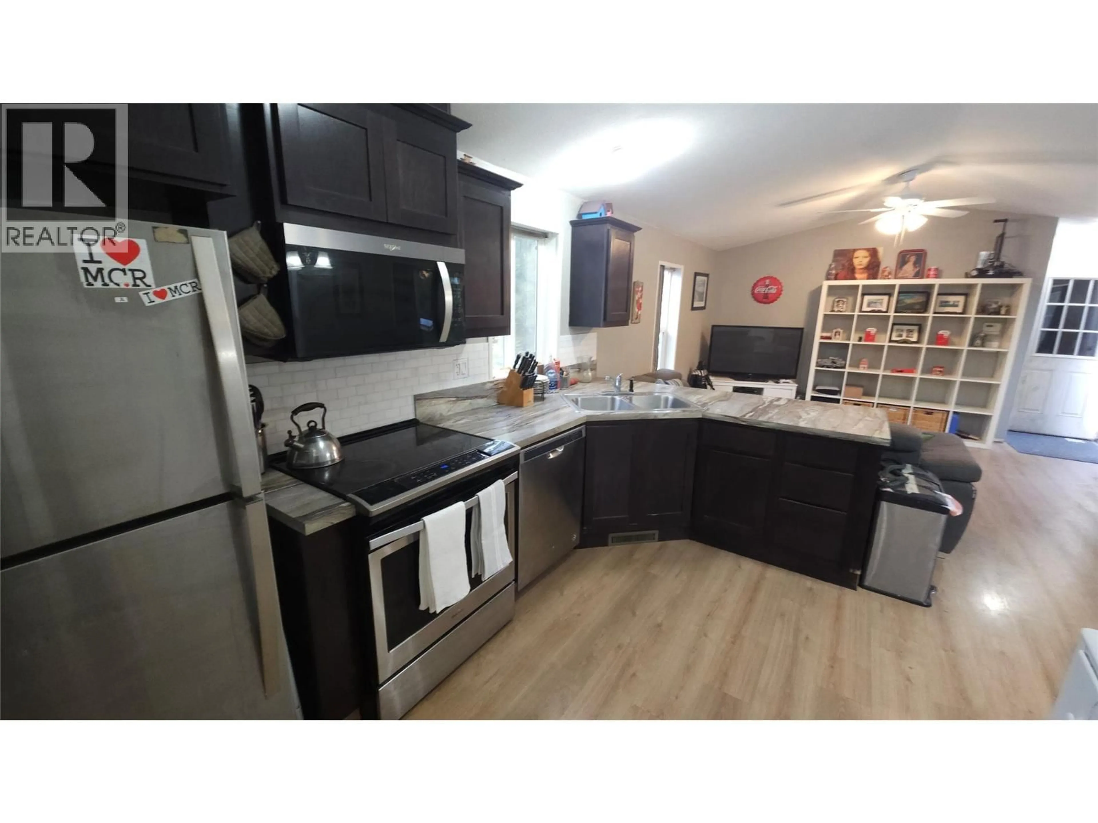 Standard kitchen, unknown for 7745 5A HIGHWAY, Kamloops British Columbia V0E2A0