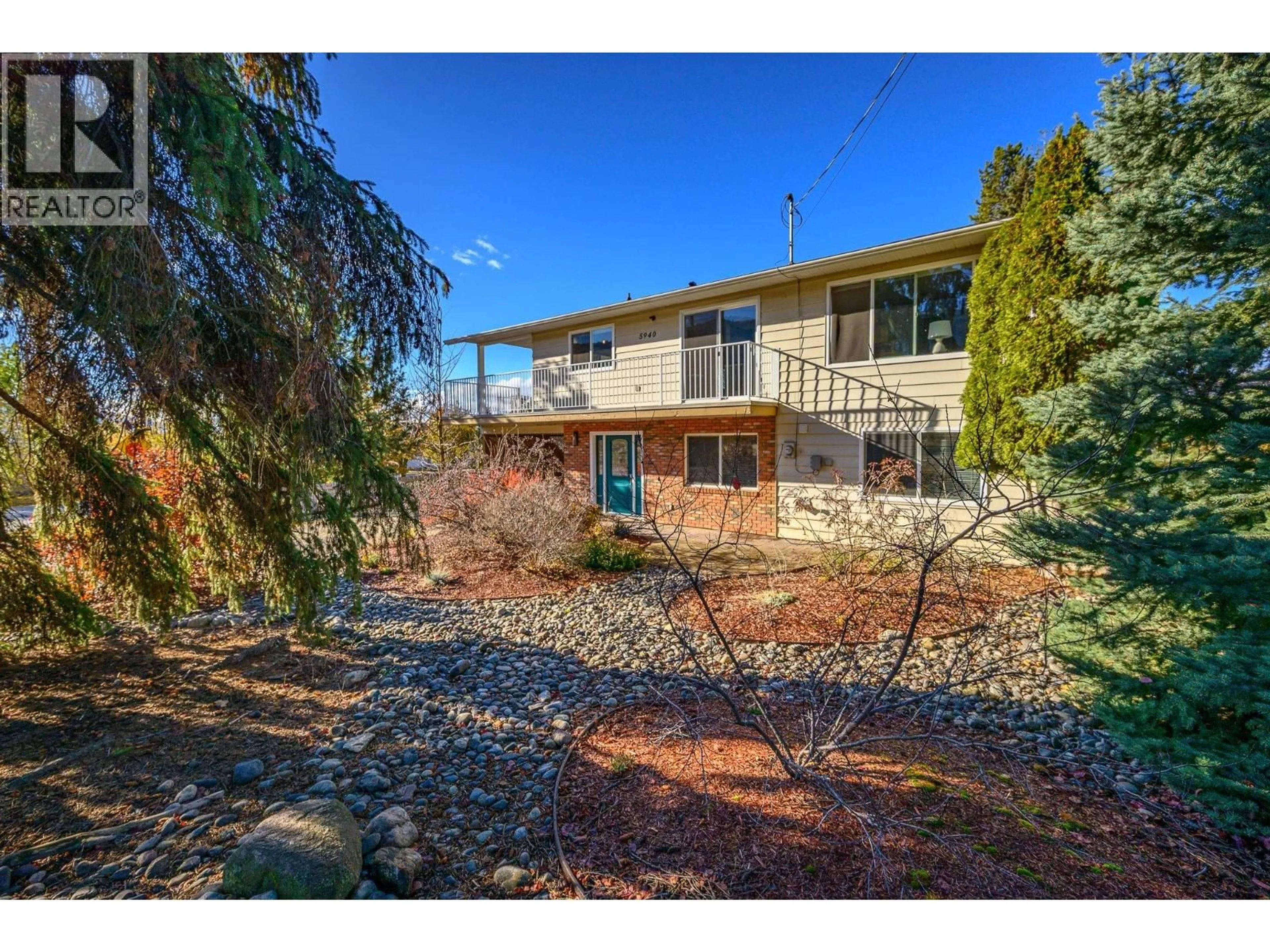 A pic from outside/outdoor area/front of a property/back of a property/a pic from drone, unknown for 5940 STAR ROAD, Vernon British Columbia V1T8L6