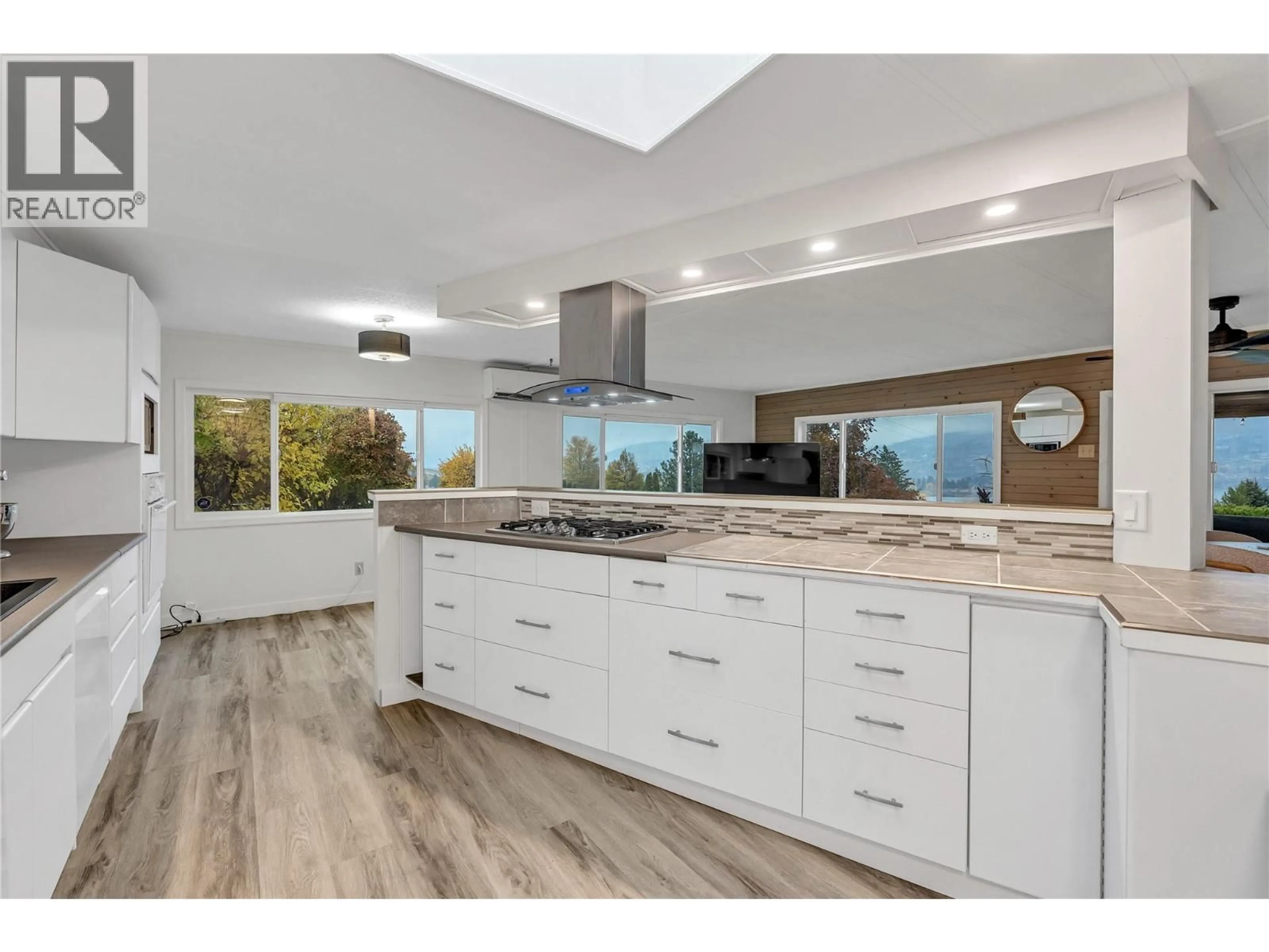 Open concept kitchen, unknown for 24 - 201 HIGHWAY 97 HIGHWAY, Penticton British Columbia V2A0E4
