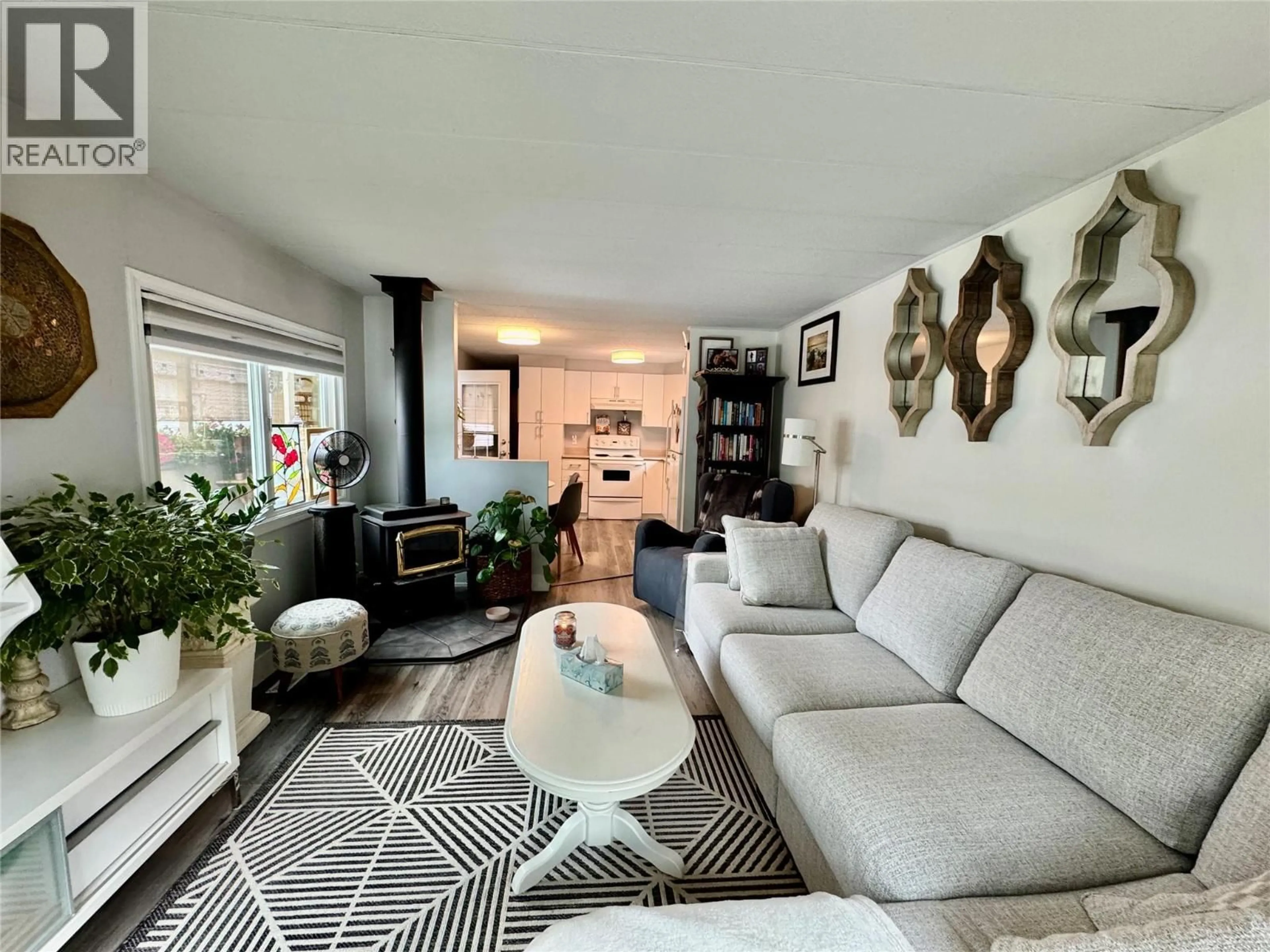 Living room with furniture, unknown for 13 - 2095 BOUCHERIE ROAD, Westbank British Columbia V4T1Z4