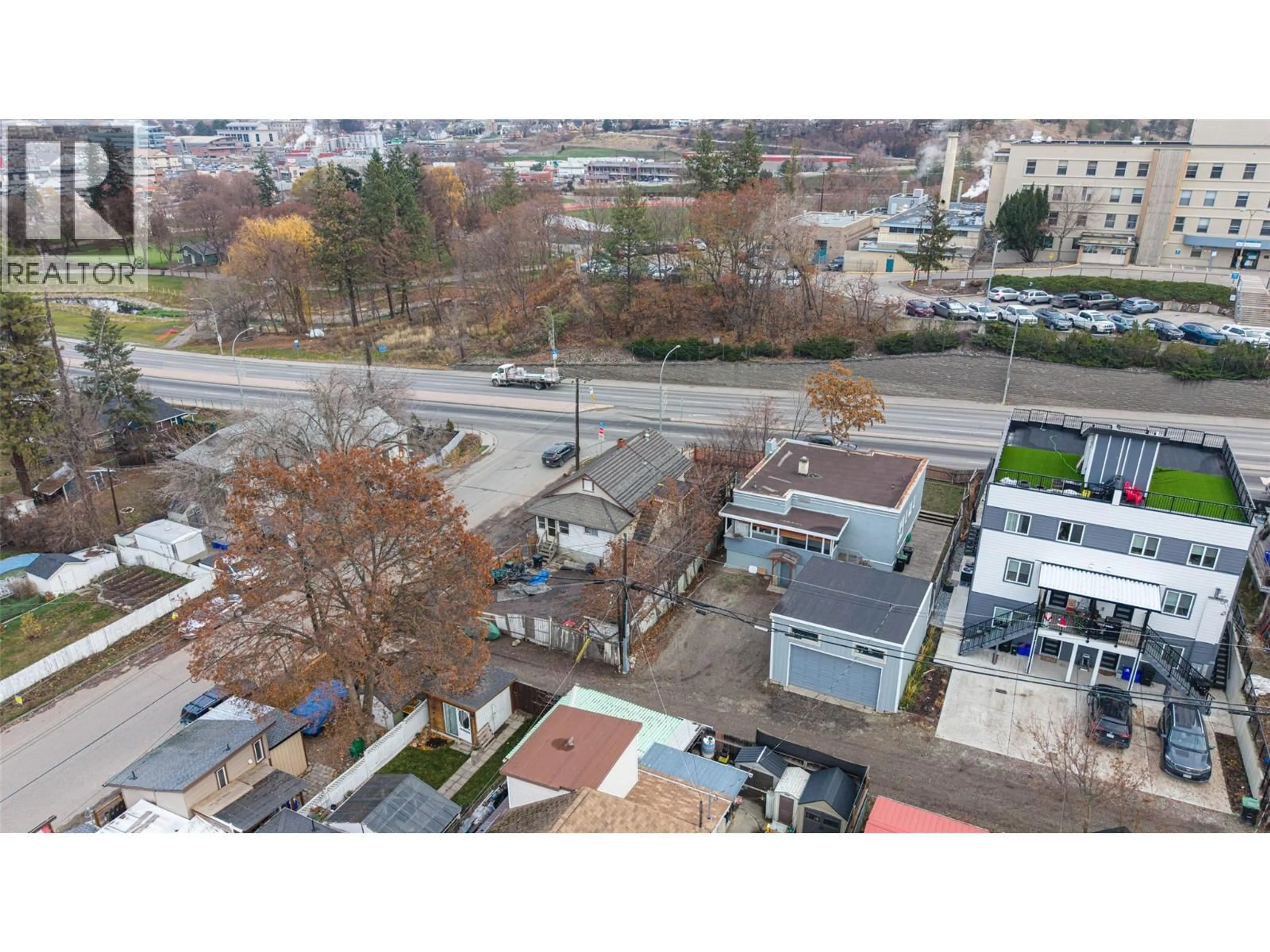 A pic from outside/outdoor area/front of a property/back of a property/a pic from drone, city buildings view from balcony for 2214 32 STREET, Vernon British Columbia V1T5L3