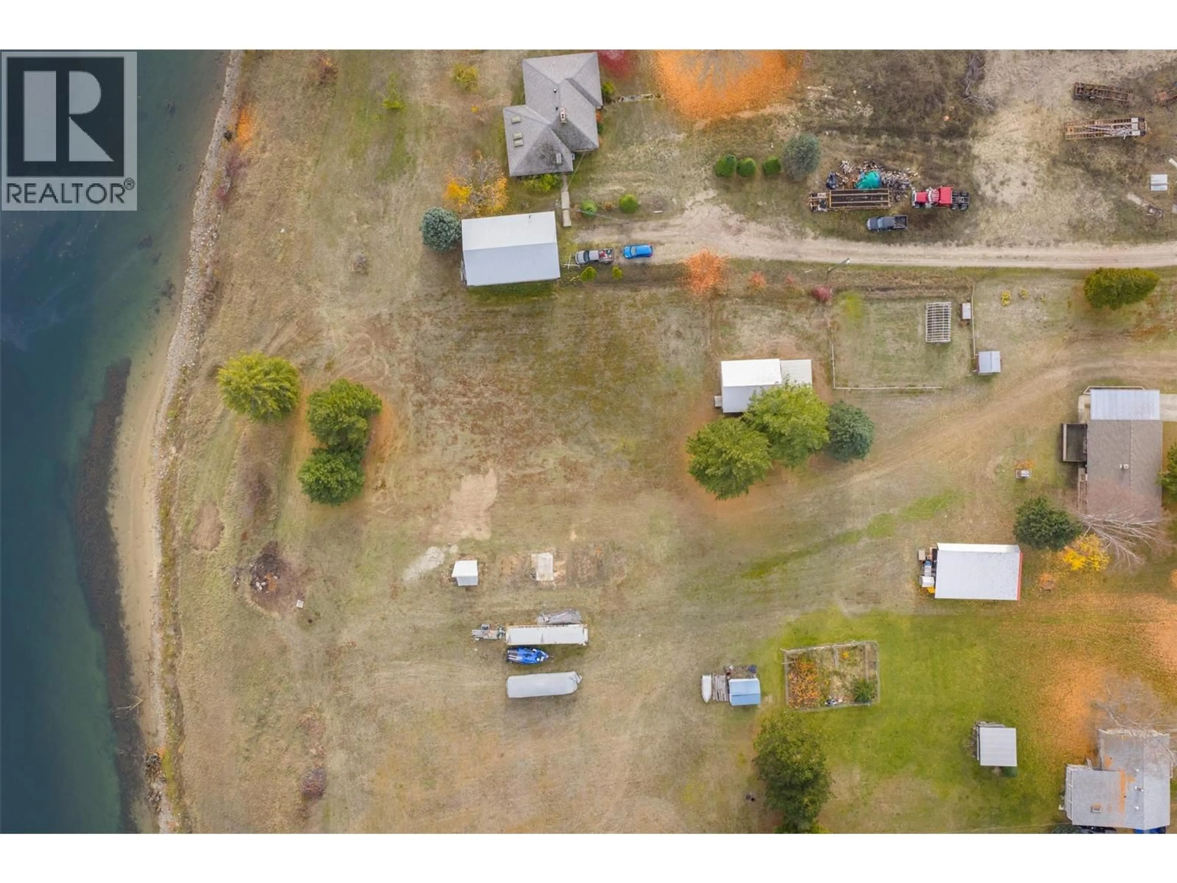 A pic from outside/outdoor area/front of a property/back of a property/a pic from drone, water/lake/river/ocean view for 2538 ALEXIS ROAD, Castlegar British Columbia V1N4P6