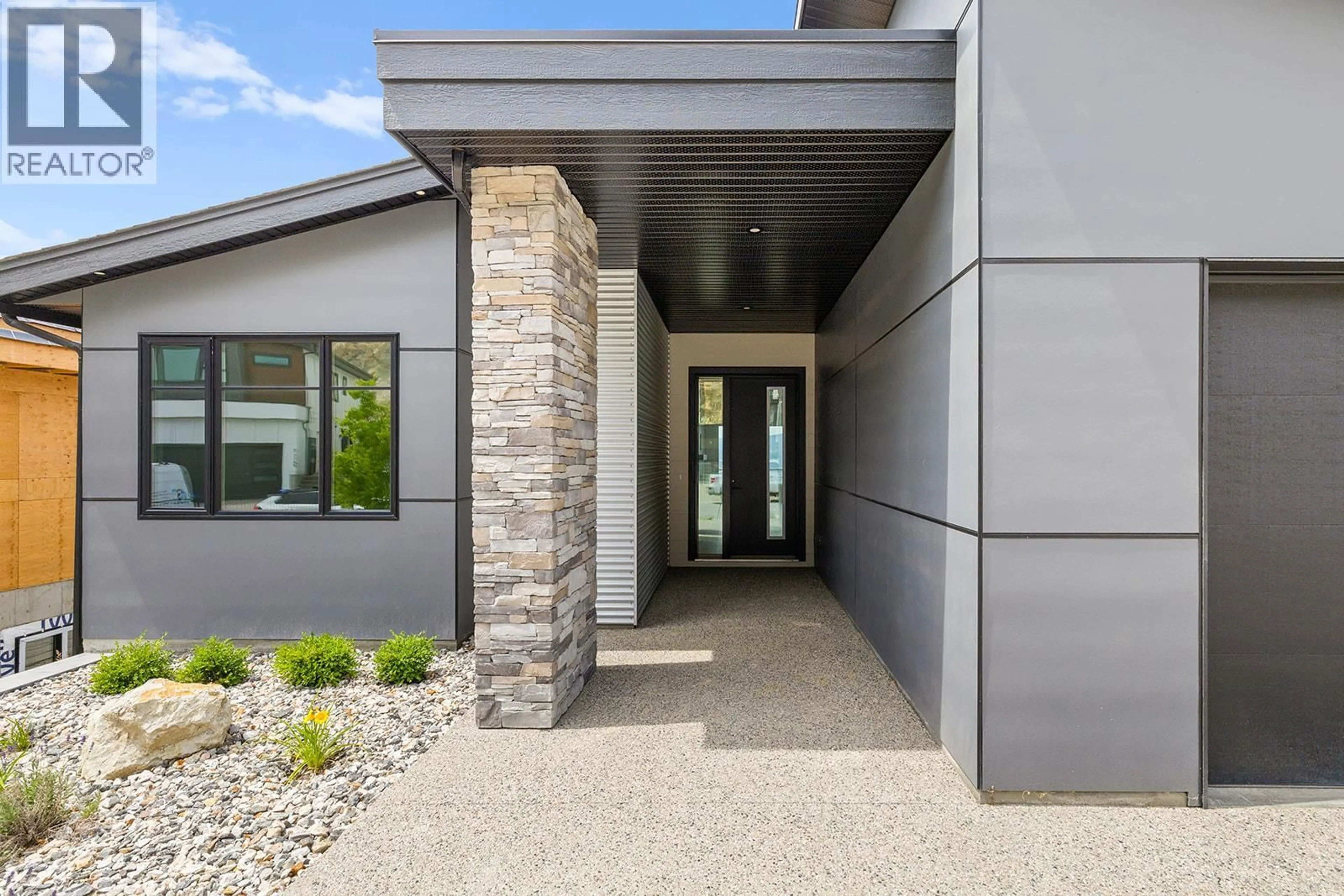 Unknown for 1154 LONE PINE DRIVE, Kelowna British Columbia V1P0A5