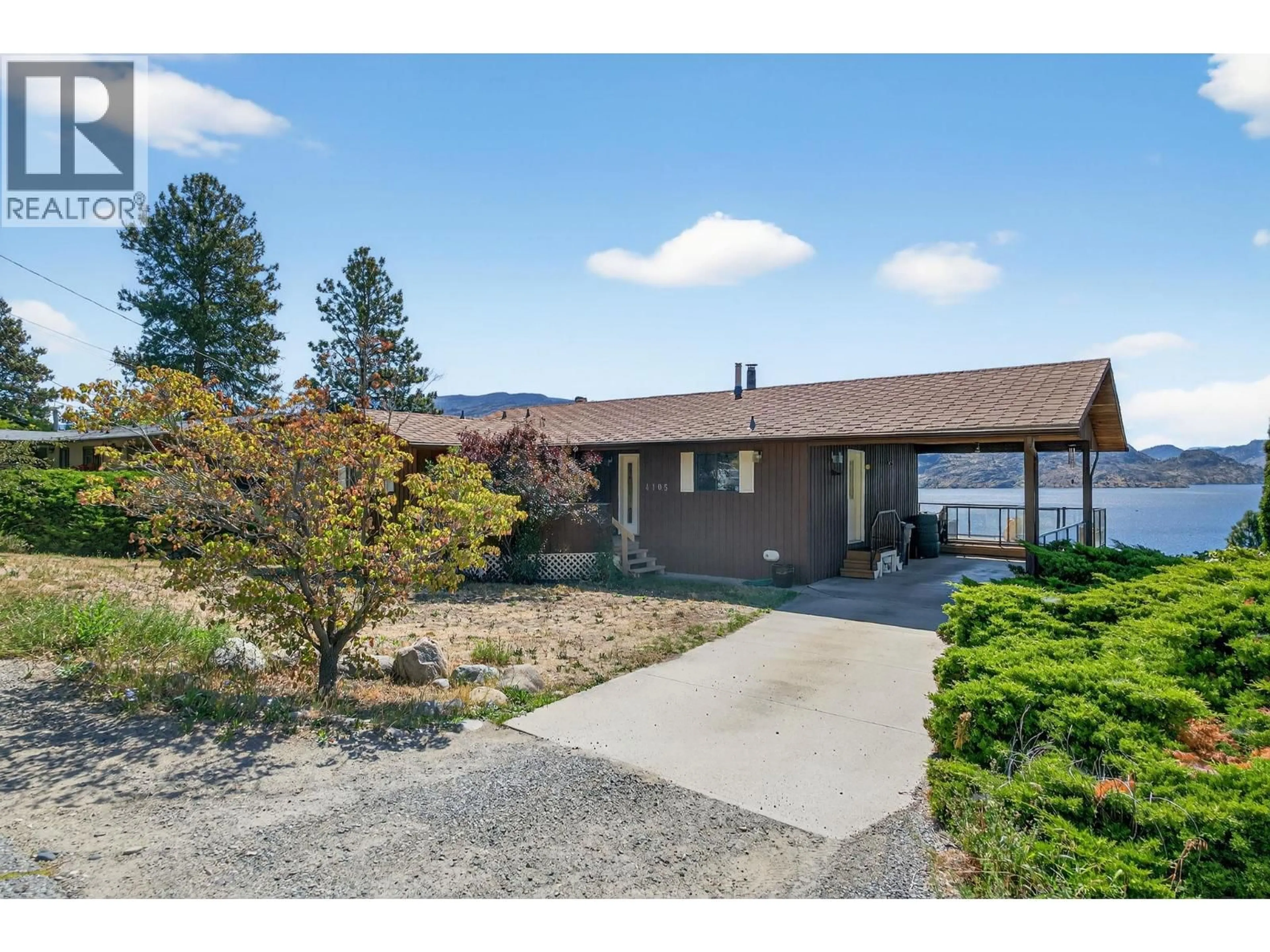A pic from outside/outdoor area/front of a property/back of a property/a pic from drone, water/lake/river/ocean view for 4105 3RD AVENUE, Peachland British Columbia V0H1X5