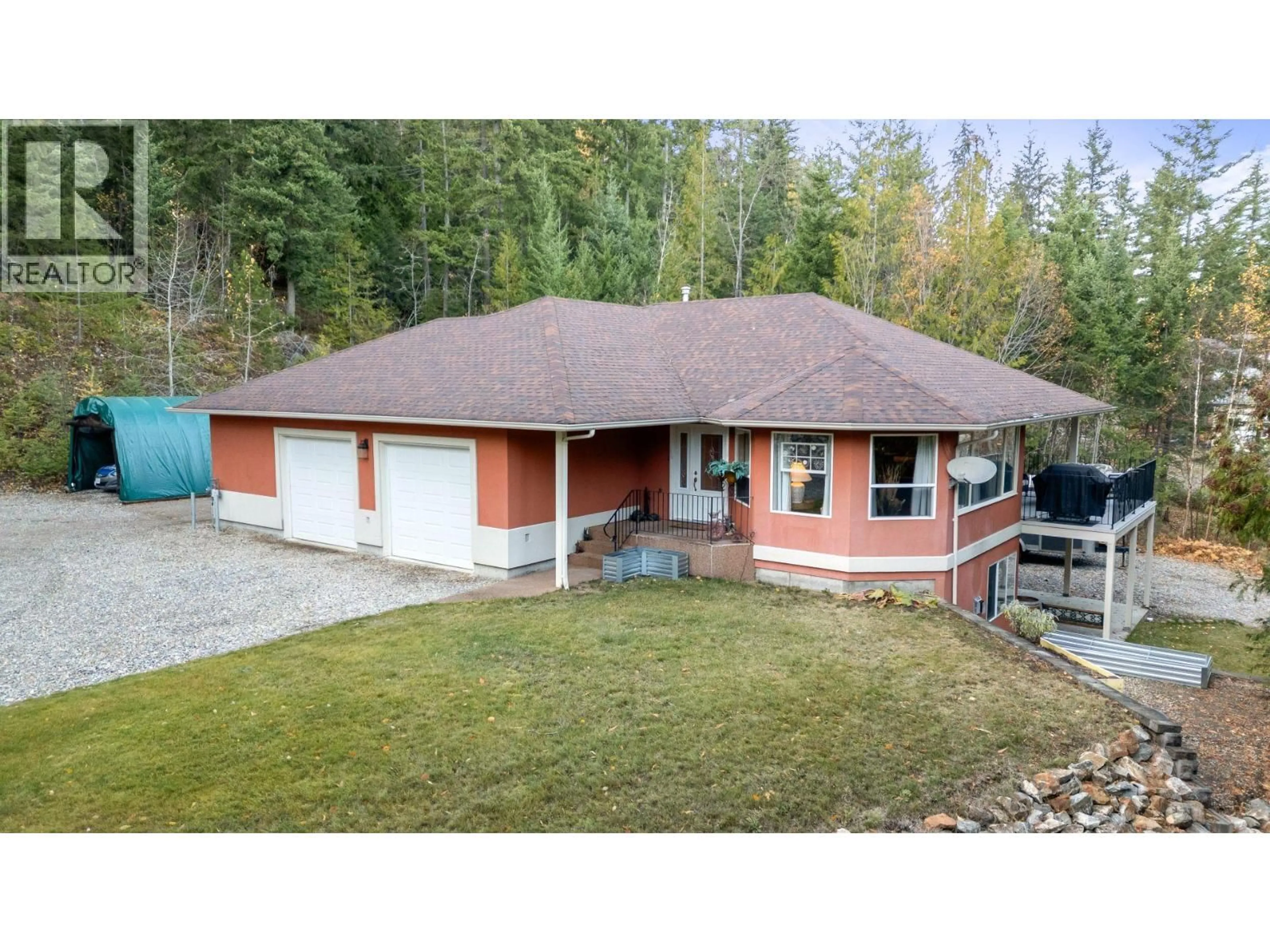 A pic from outside/outdoor area/front of a property/back of a property/a pic from drone, unknown for 307 PARTRIDGE ROAD, Tappen British Columbia V1E3A4