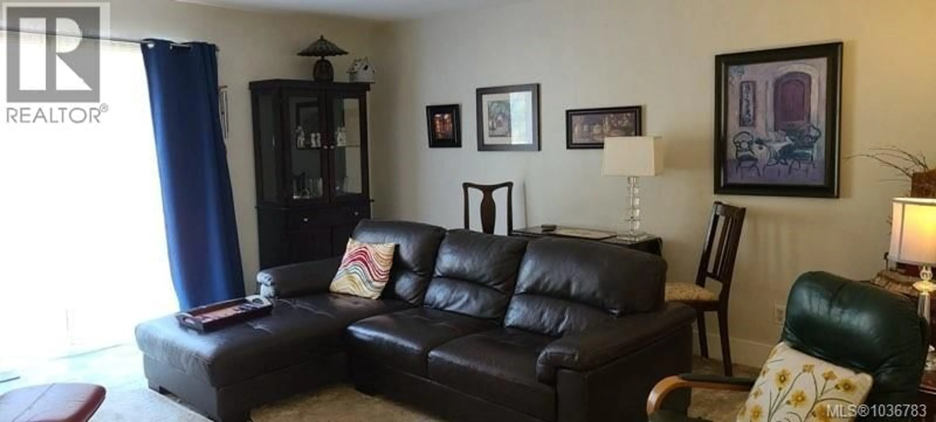 Living room with furniture, unknown for 2262 GRAFTON AVENUE, Coombs British Columbia V0R1M0