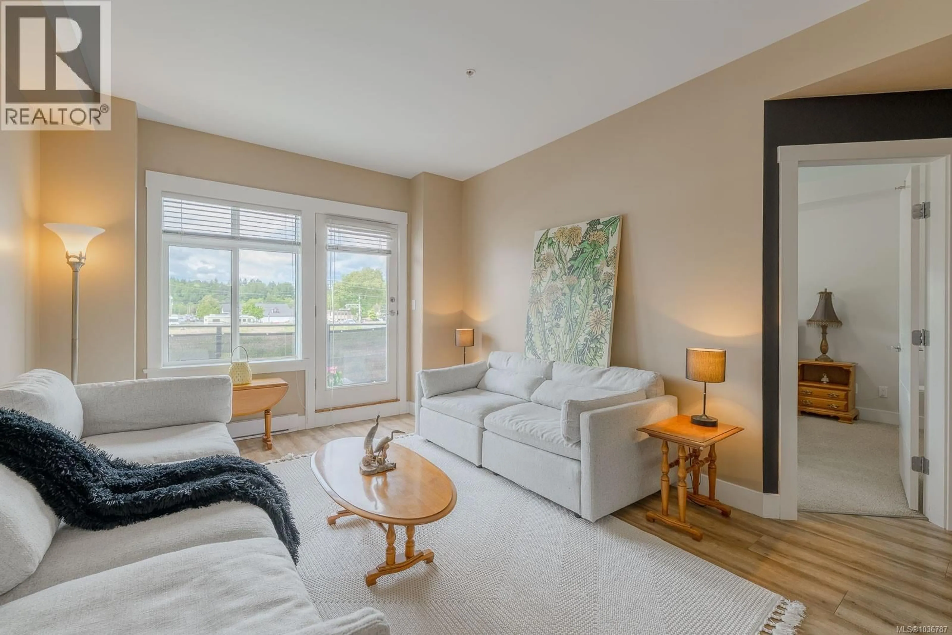 Living room with furniture, unknown for 206 - 5822 GARDEN STREET, Duncan British Columbia V0L3V9