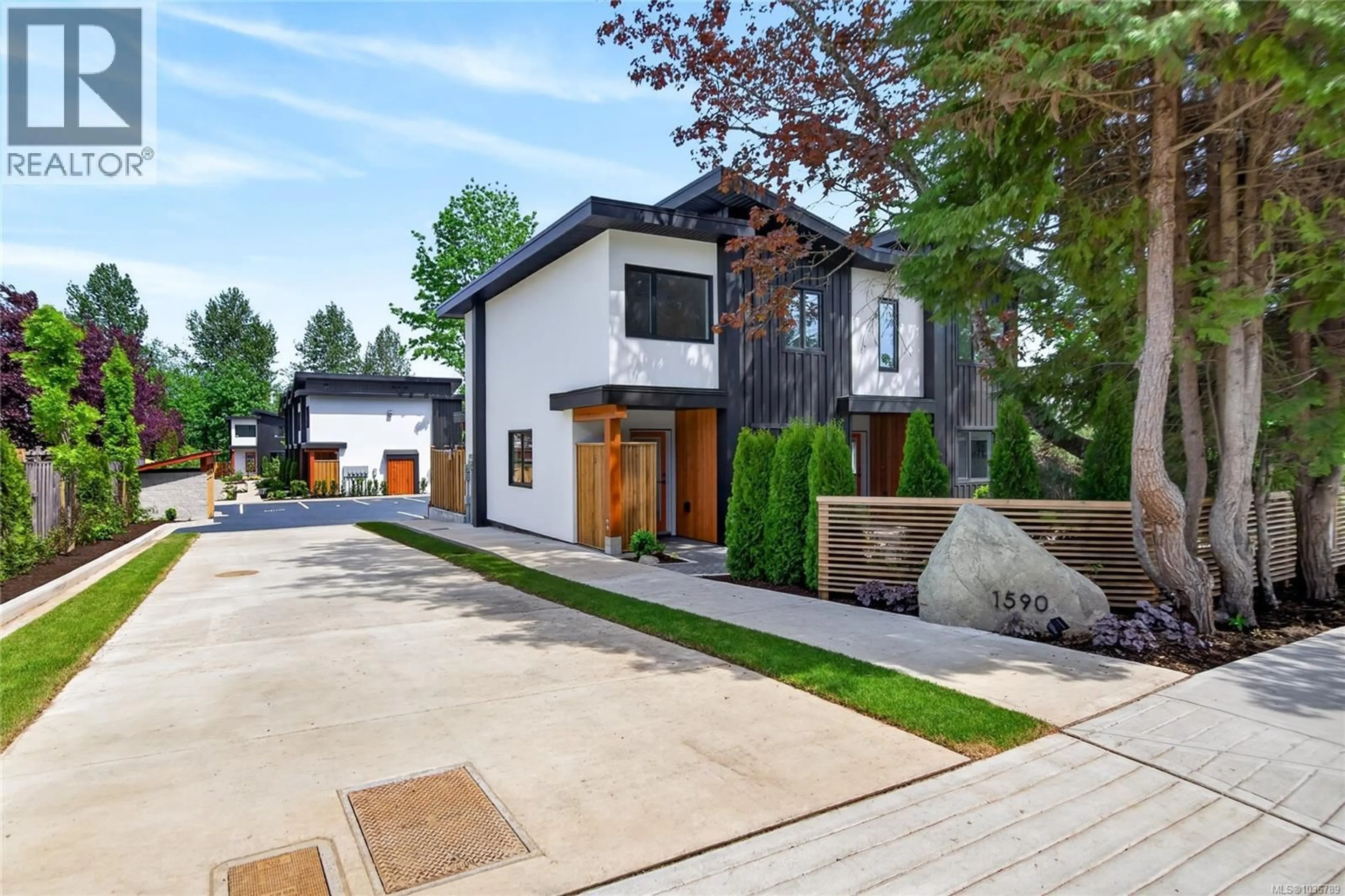 Home with brick exterior material, street for 1 - 1590 PIERCY AVENUE, Courtenay British Columbia V9N3E9