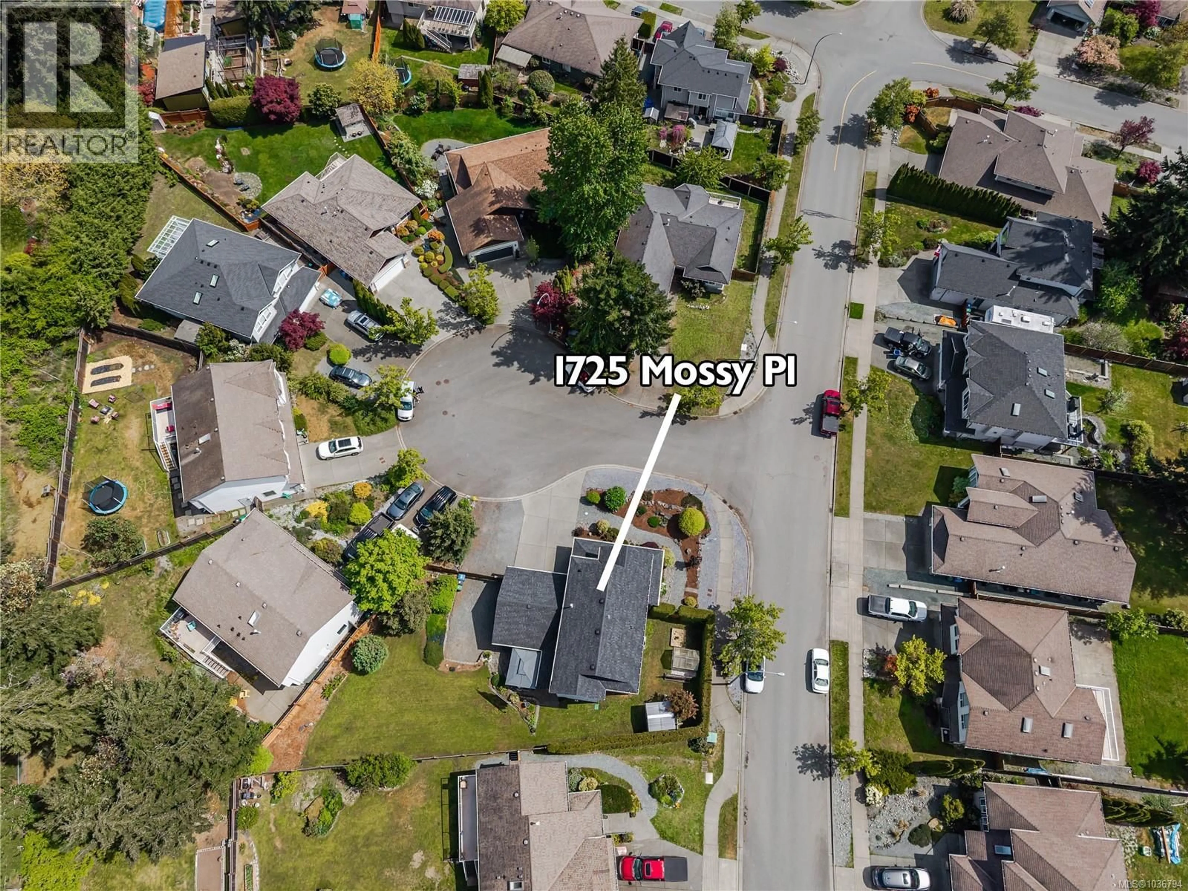 A pic from outside/outdoor area/front of a property/back of a property/a pic from drone, street for 1725 MOSSY PLACE, Nanaimo British Columbia V9X1X6