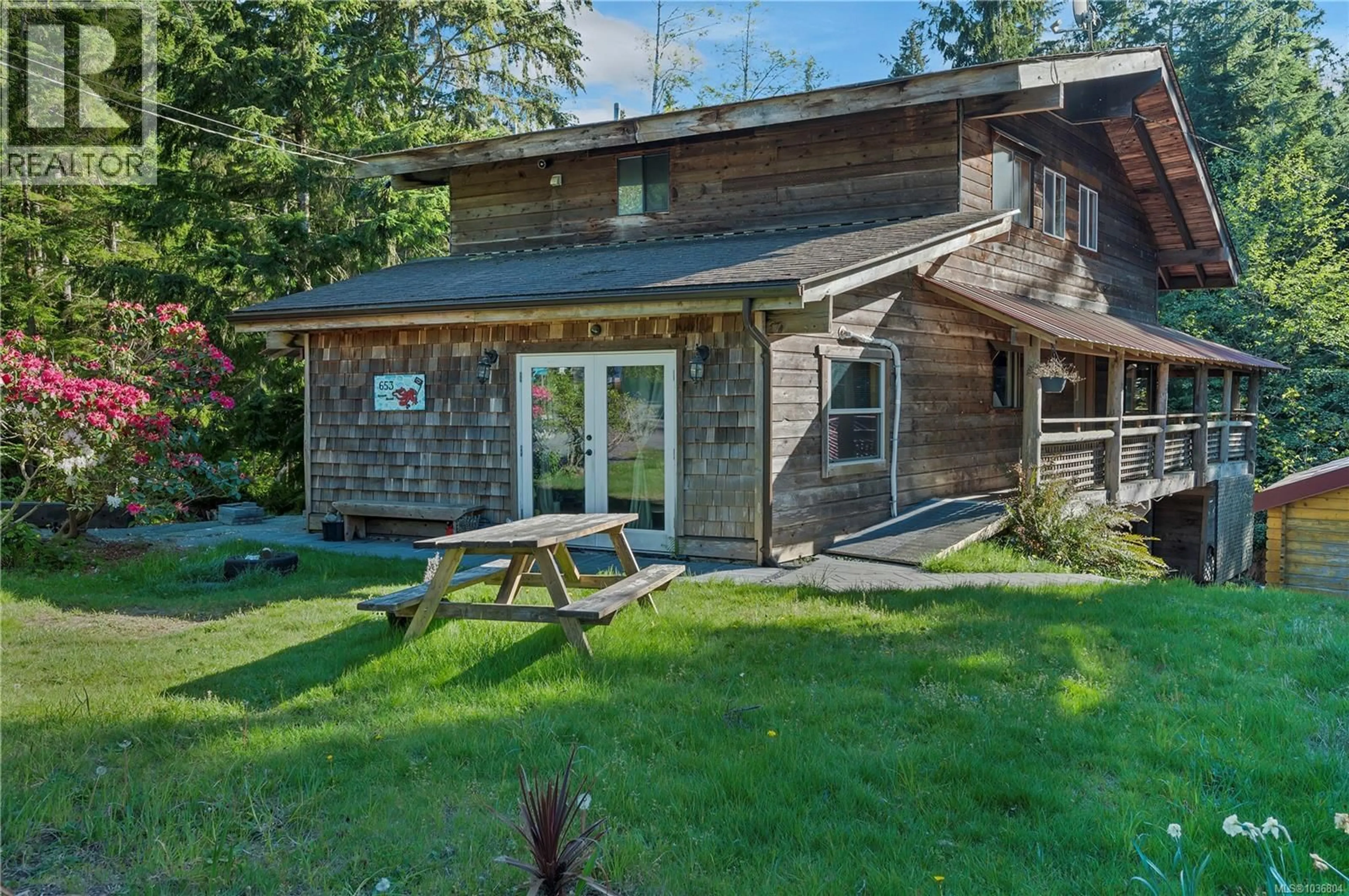 Patio, unknown for 653 GREEN ROAD, Quadra Island British Columbia V0P1N0
