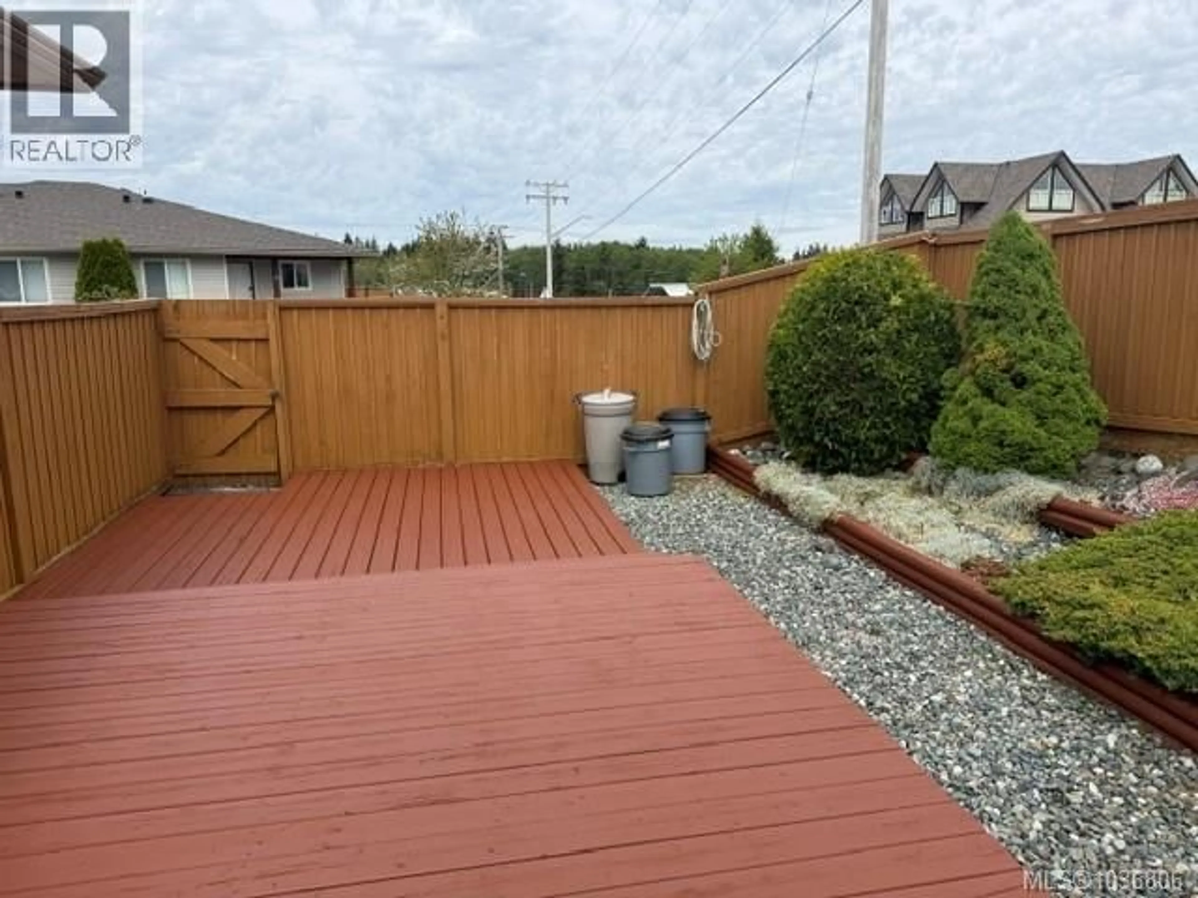 Patio, street for 5 - 7300 COLUMBIA STREET, Port Hardy British Columbia V0N2P0