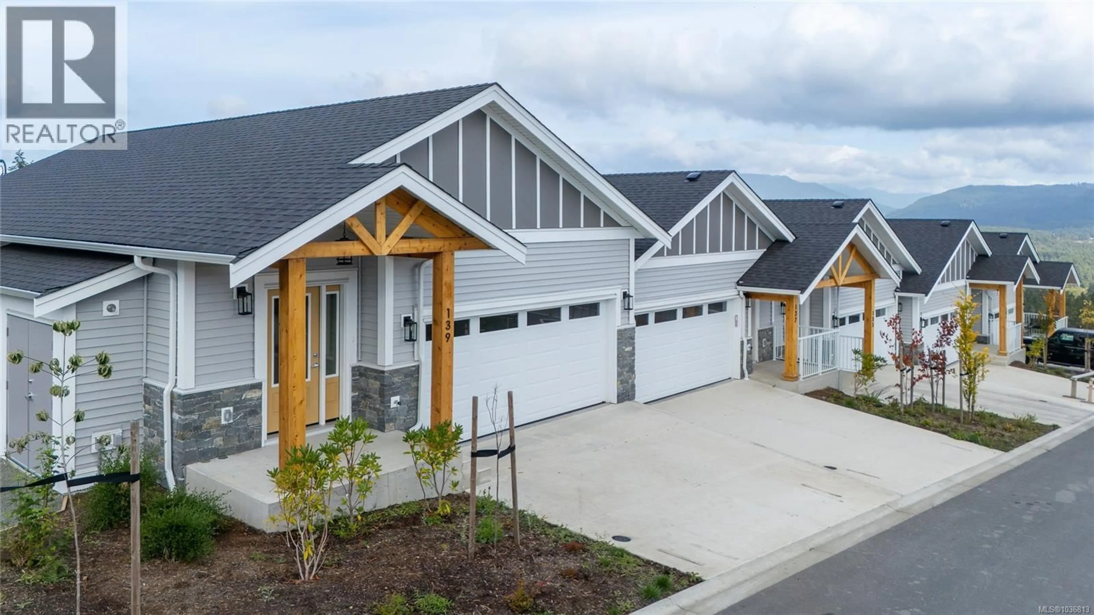 Home with vinyl exterior material, street for 139 - 3257 WOODRUSH DRIVE, Duncan British Columbia V9L0J9