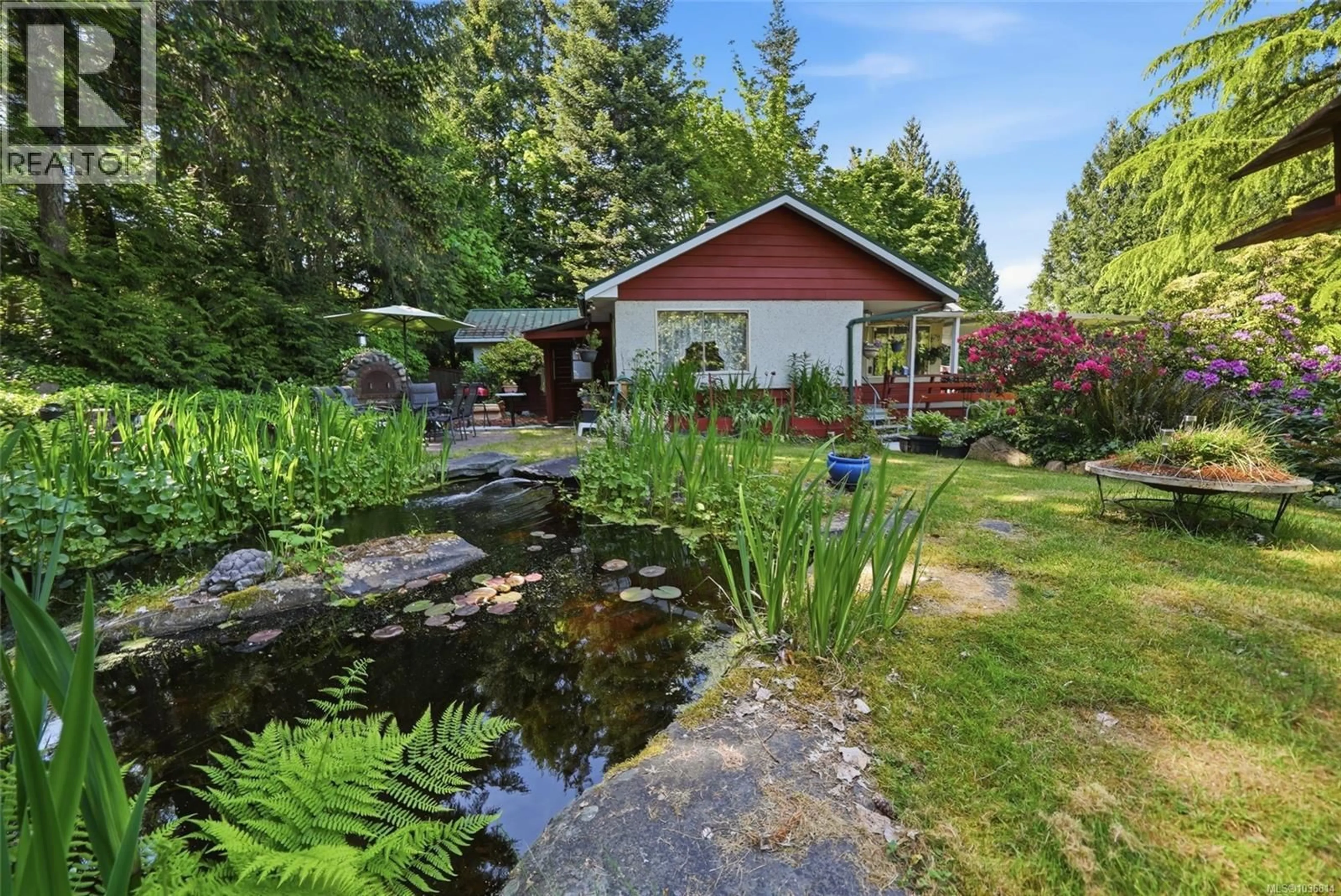 A pic from outside/outdoor area/front of a property/back of a property/a pic from drone, water/lake/river/ocean view for 369 BAKER ROAD, Ladysmith British Columbia V9G1X1
