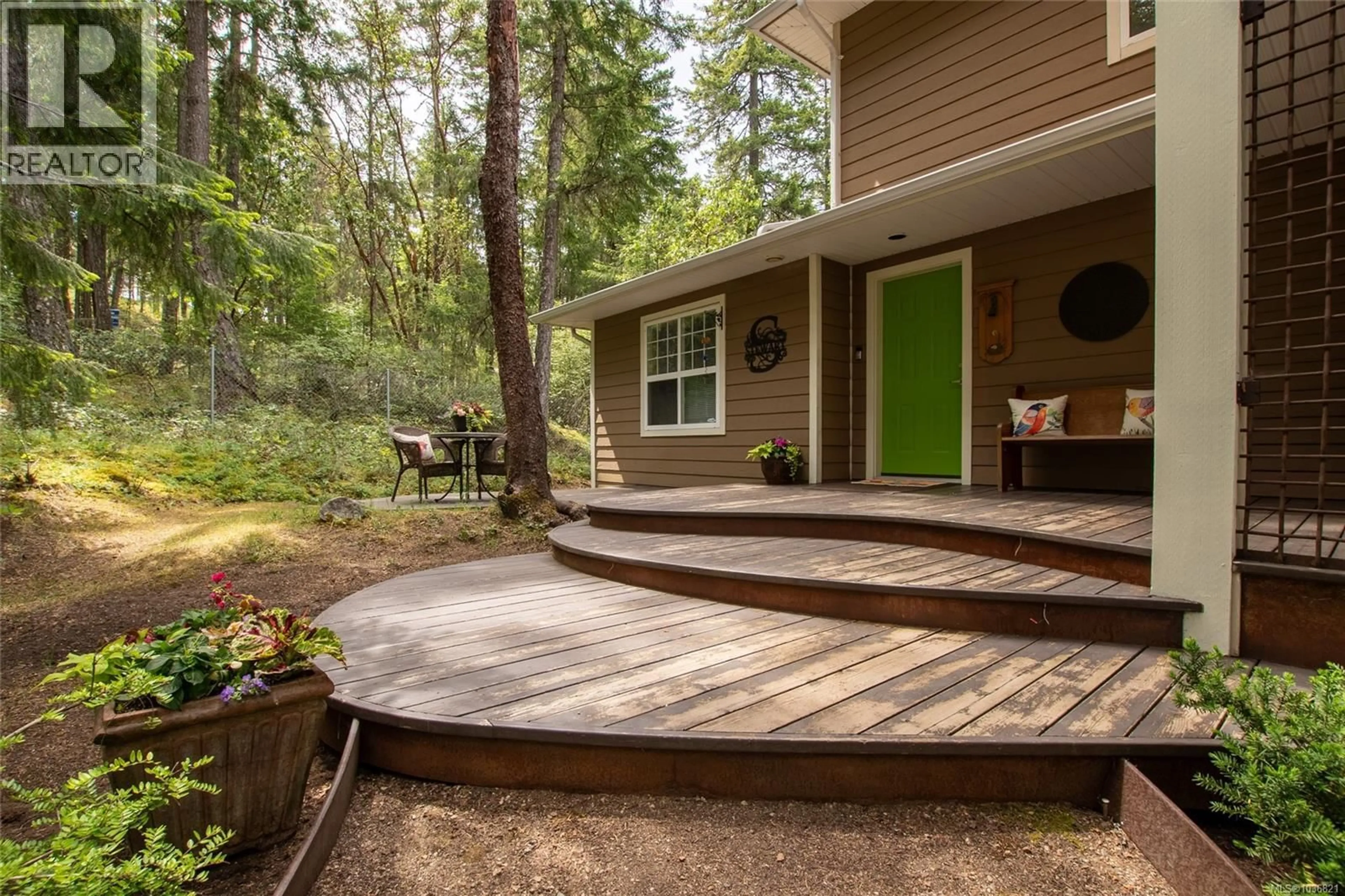 Patio, forest/trees view for 908 LITTLE MOUNTAIN ROAD, Errington British Columbia V9P2C3