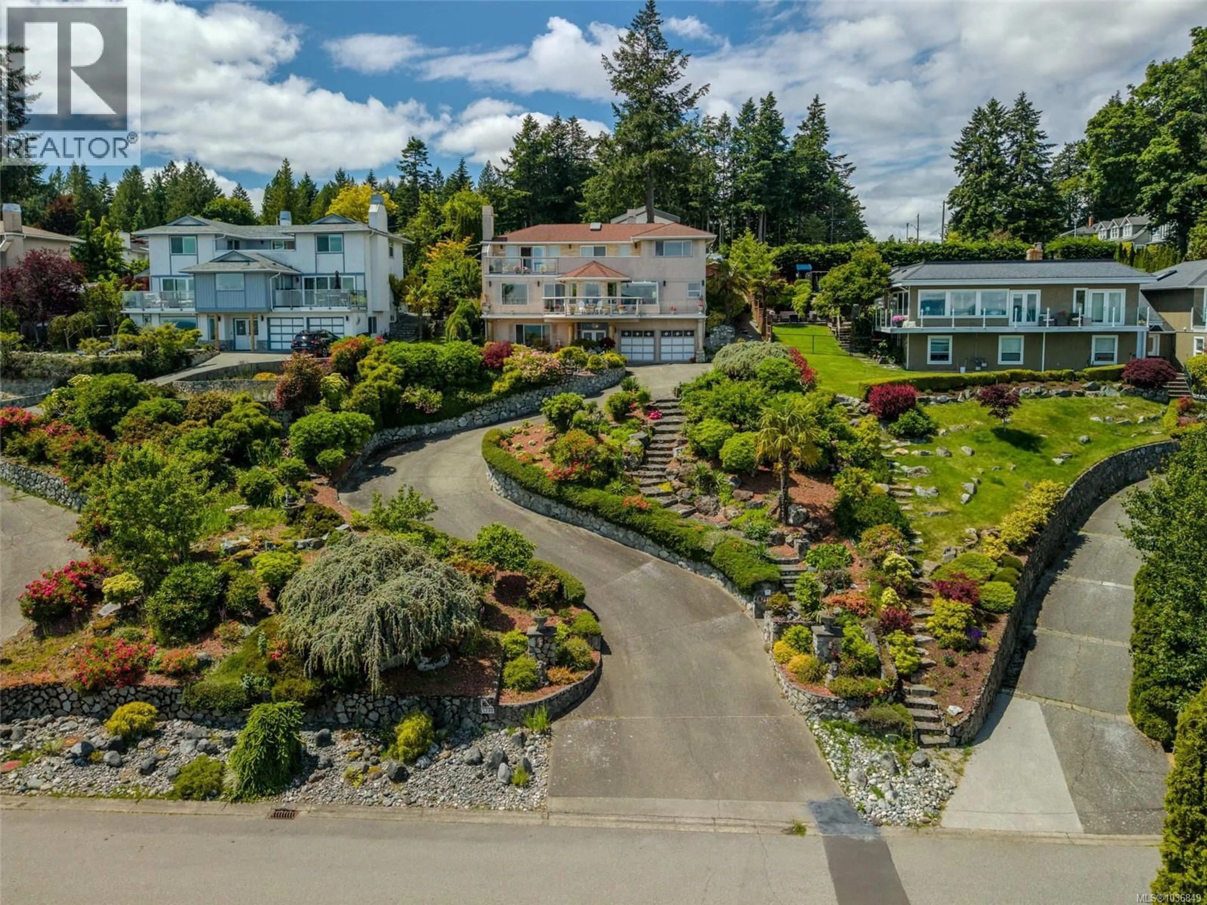 A pic from outside/outdoor area/front of a property/back of a property/a pic from drone, unknown for 5200 POLSON TERRACE, Saanich British Columbia V8Y2C6