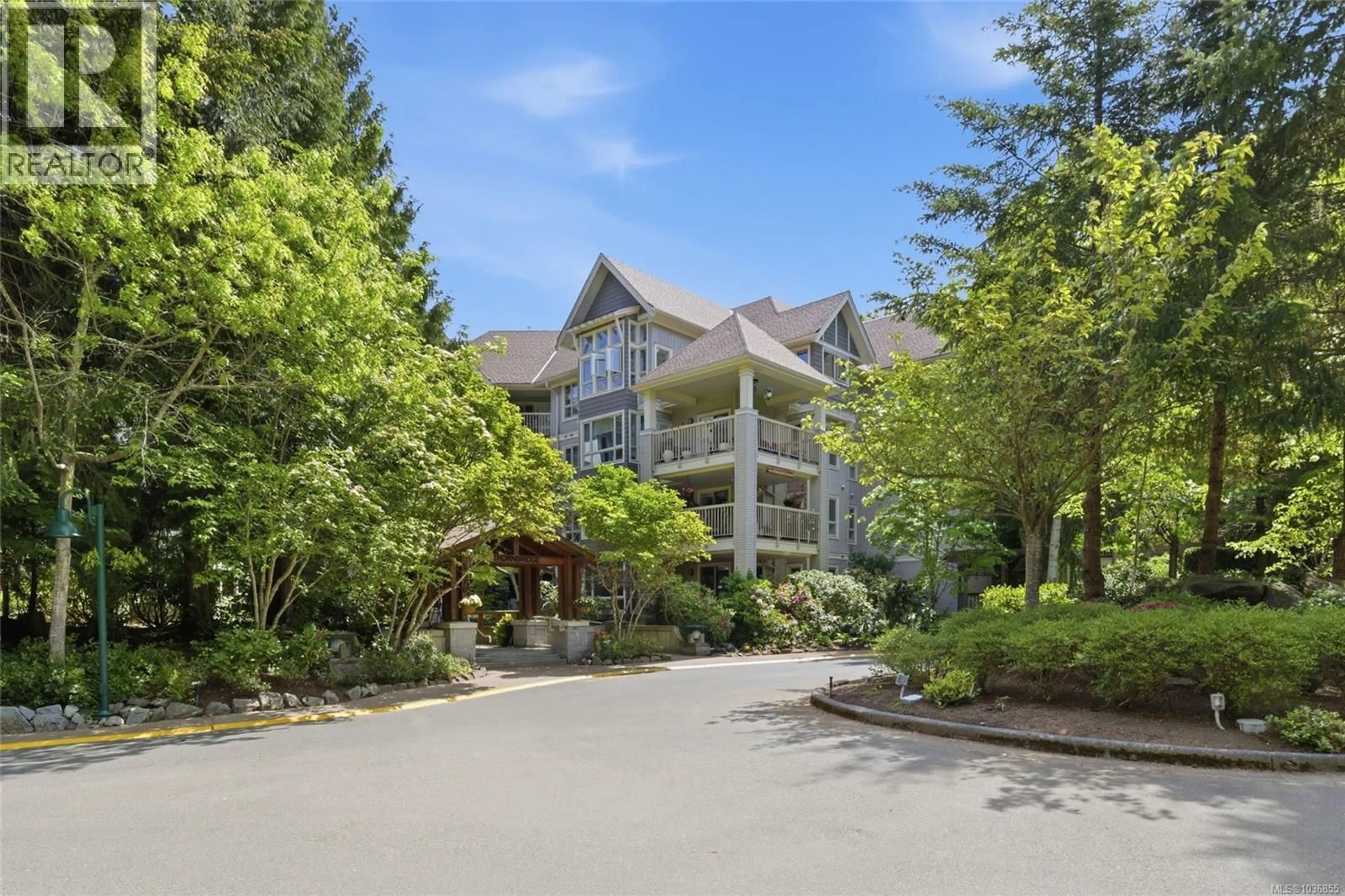 Patio, mountain view for 114 - 5670 EDGEWATER LANE, Nanaimo British Columbia V9T6K1