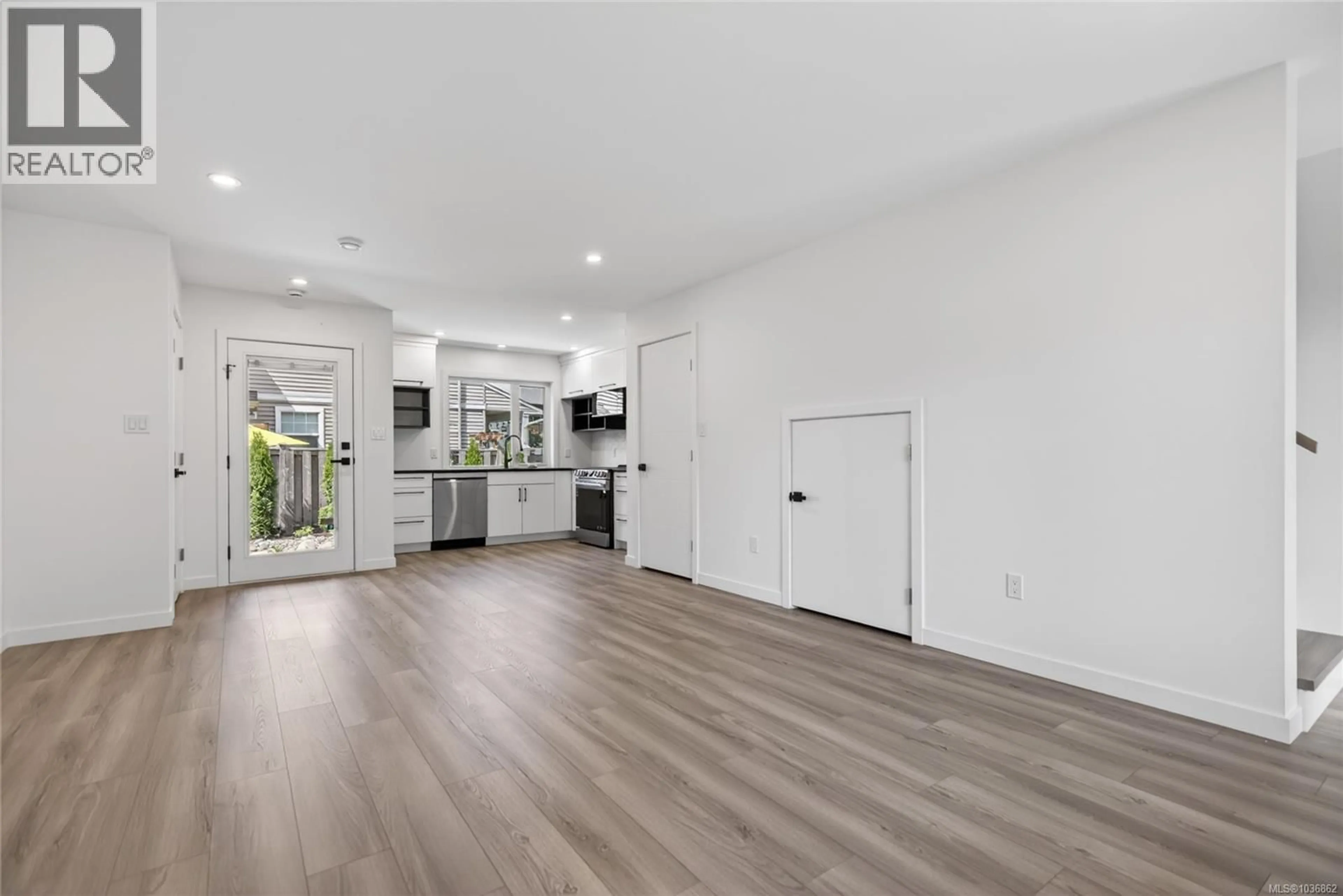 Open concept kitchen, unknown for 4 - 1590 PIERCY AVENUE, Courtenay British Columbia V9N3E9