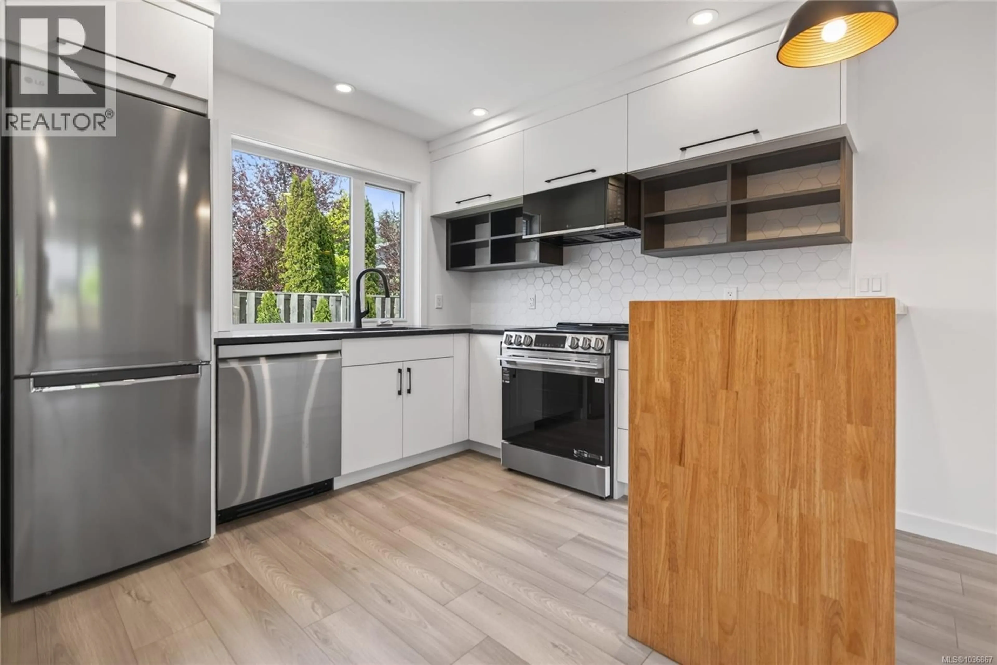 Open concept kitchen, unknown for 5 - 1590 PIERCY AVENUE, Courtenay British Columbia V9N3E9