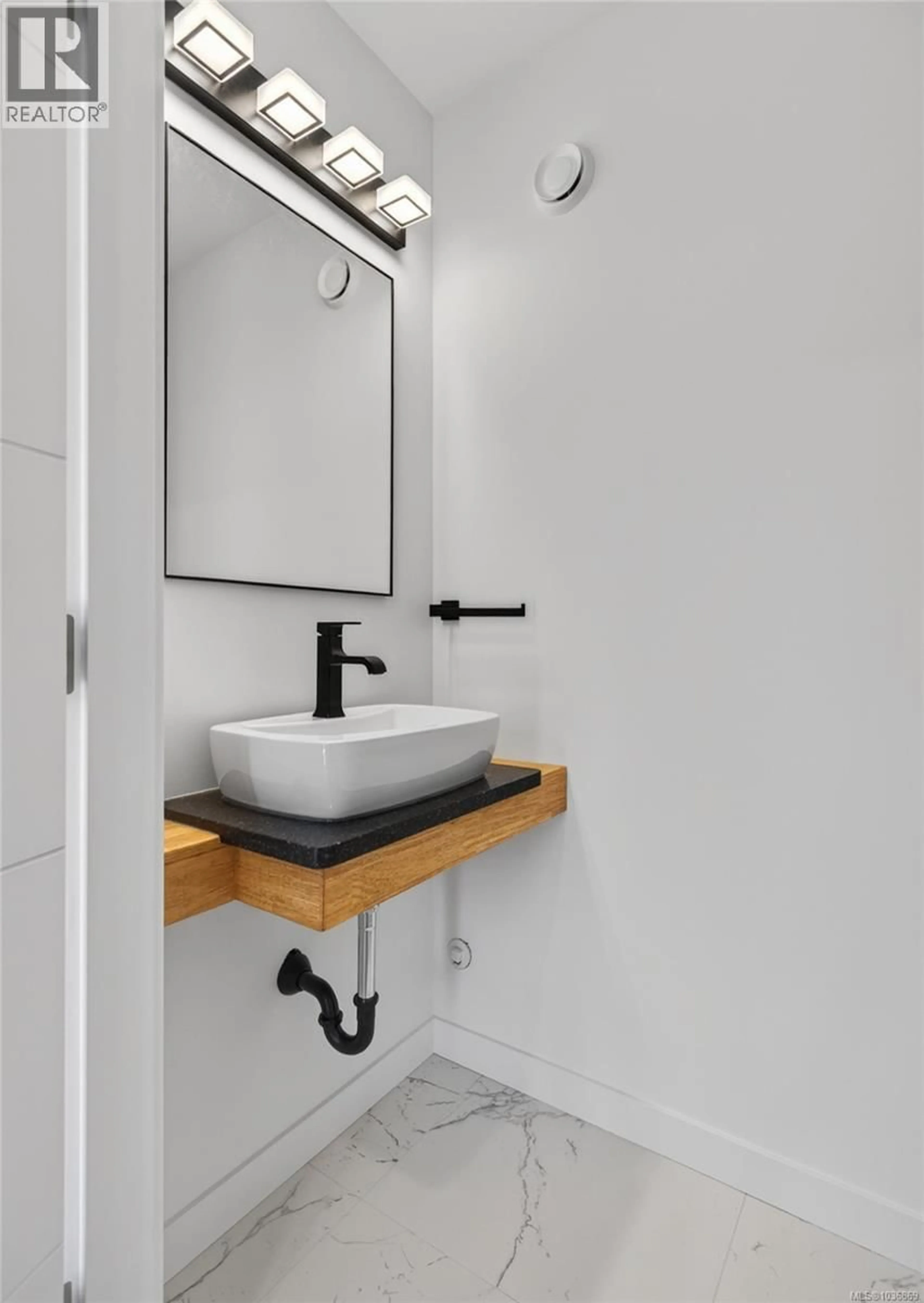 Contemporary bathroom, unknown for 6 - 1590 PIERCY AVENUE, Courtenay British Columbia V9N3E9