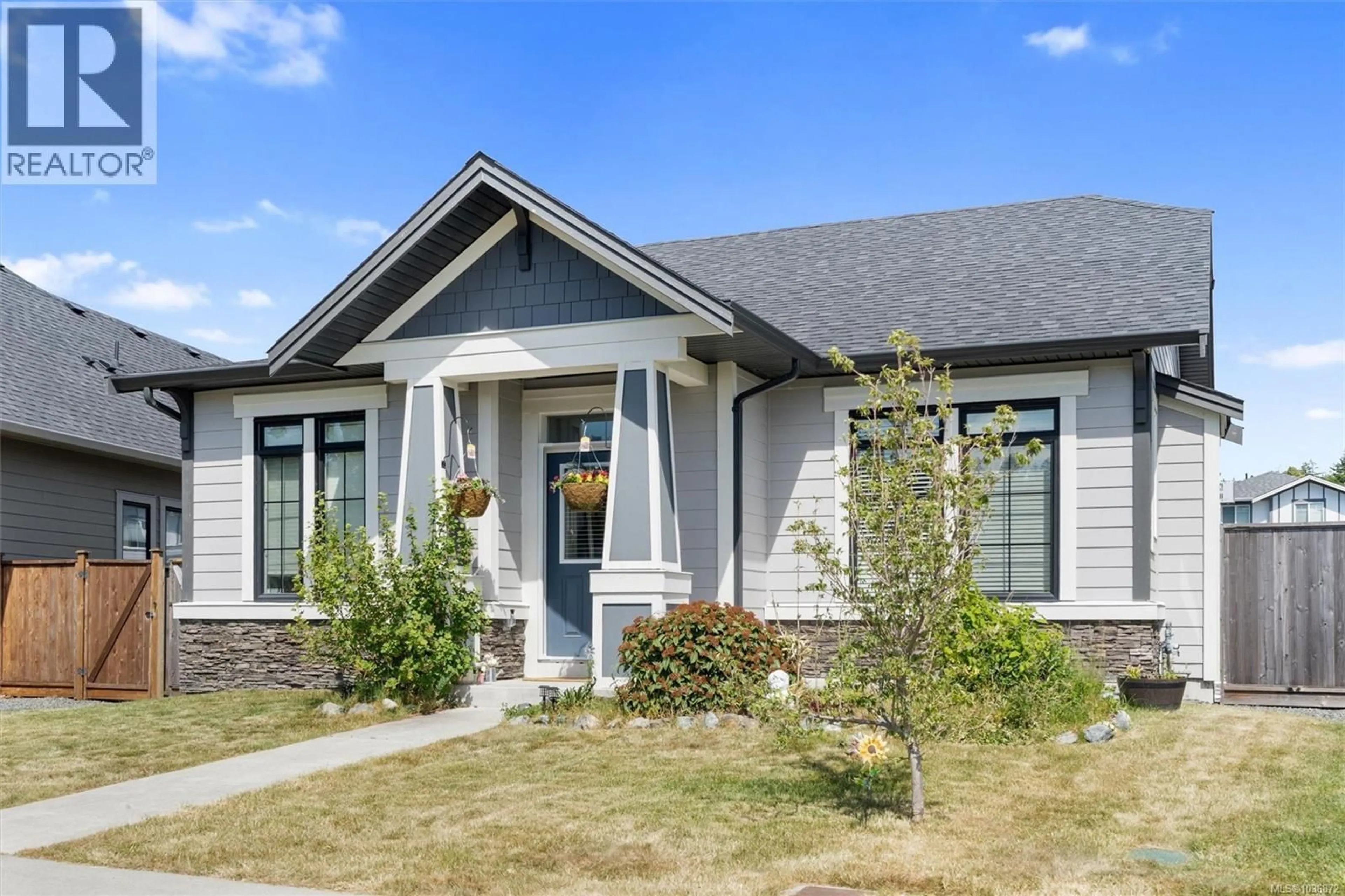 Home with vinyl exterior material, street for 3334 TRUMPETER STREET, Colwood British Columbia V9C0P9