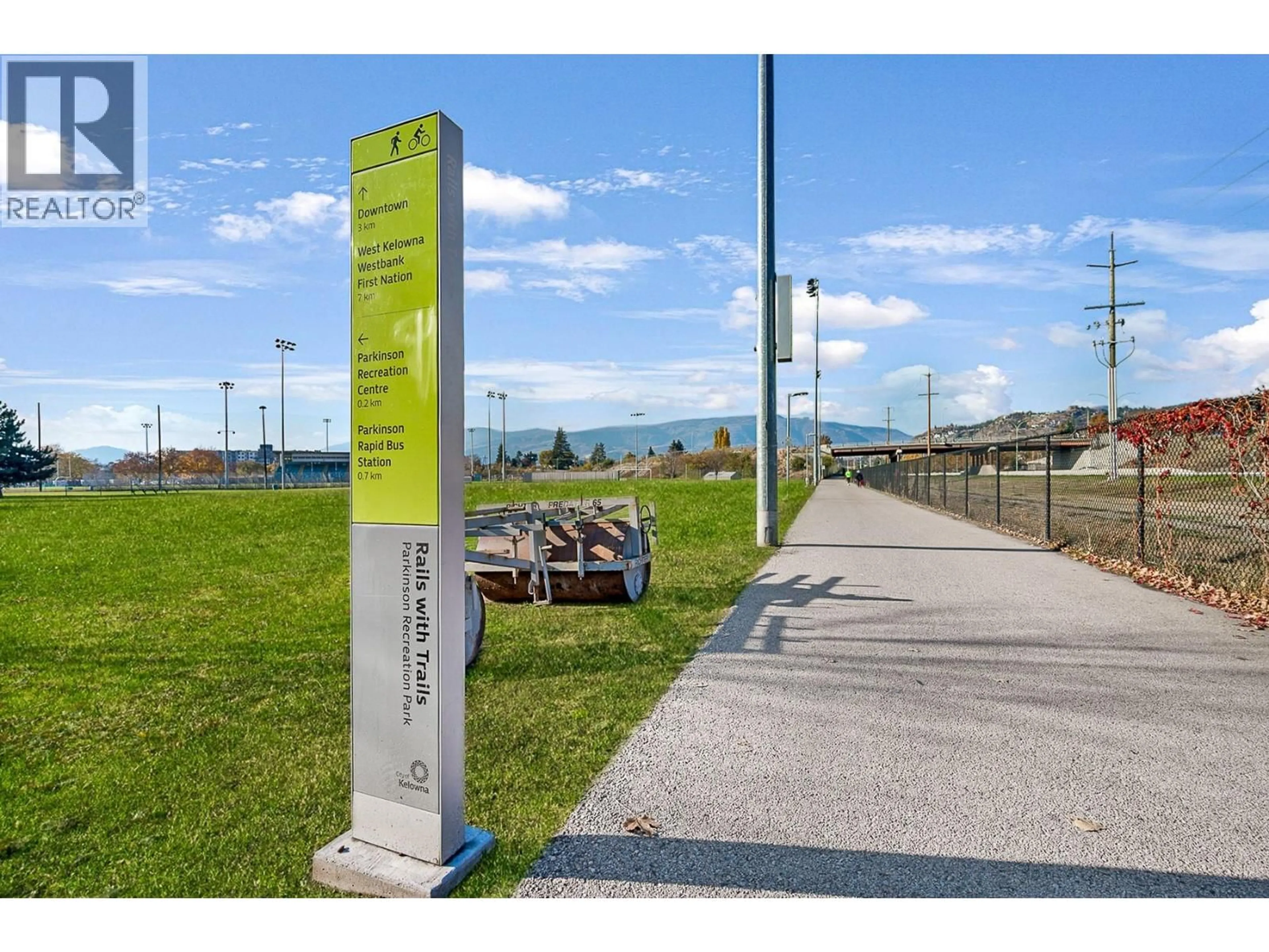 Parking for 302 - 1925 ENTERPRISE WAY, Kelowna British Columbia V1Y0J8