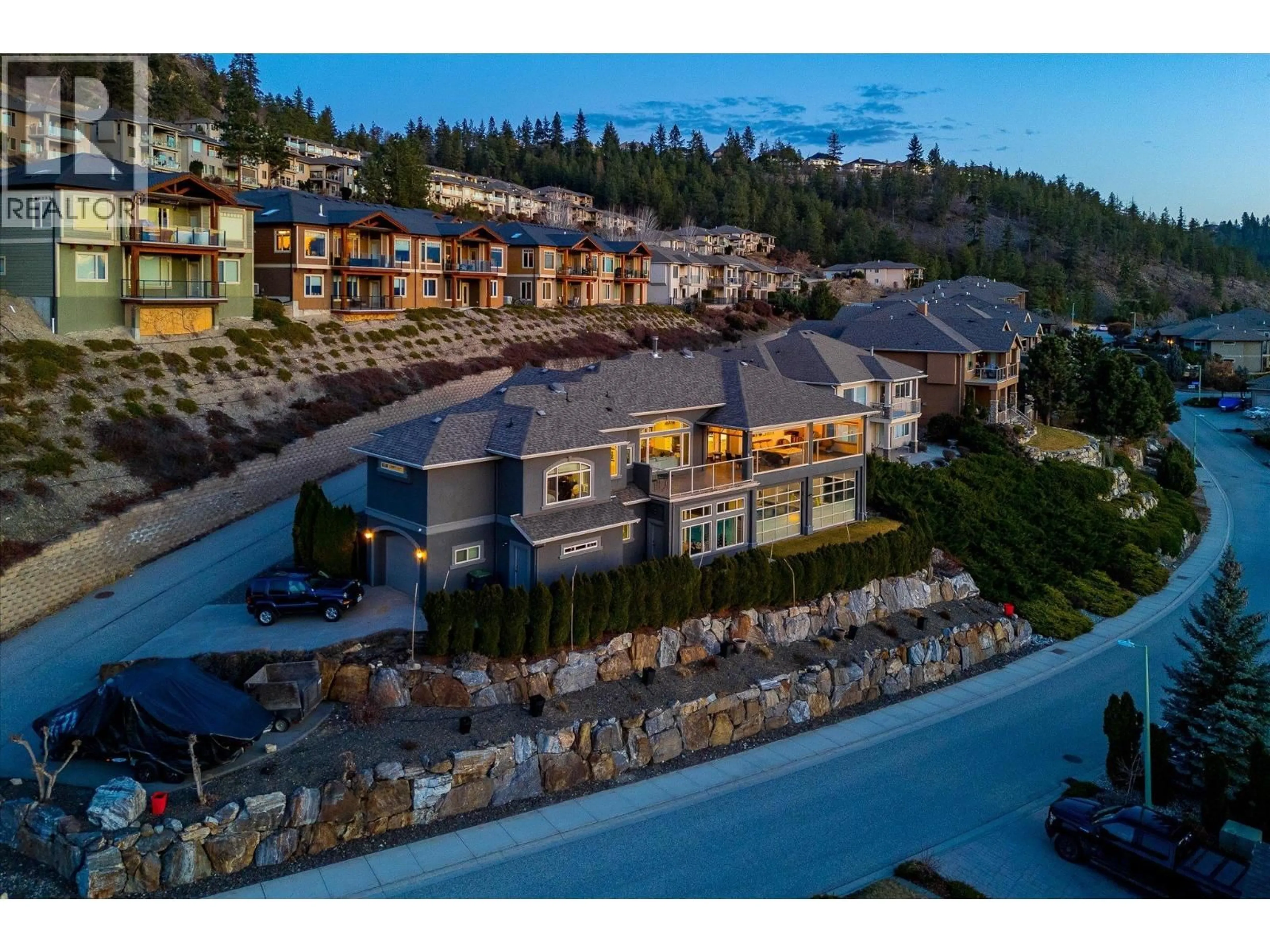A pic from outside/outdoor area/front of a property/back of a property/a pic from drone, water/lake/river/ocean view for 619 DENALI COURT, Kelowna British Columbia V1V2P6