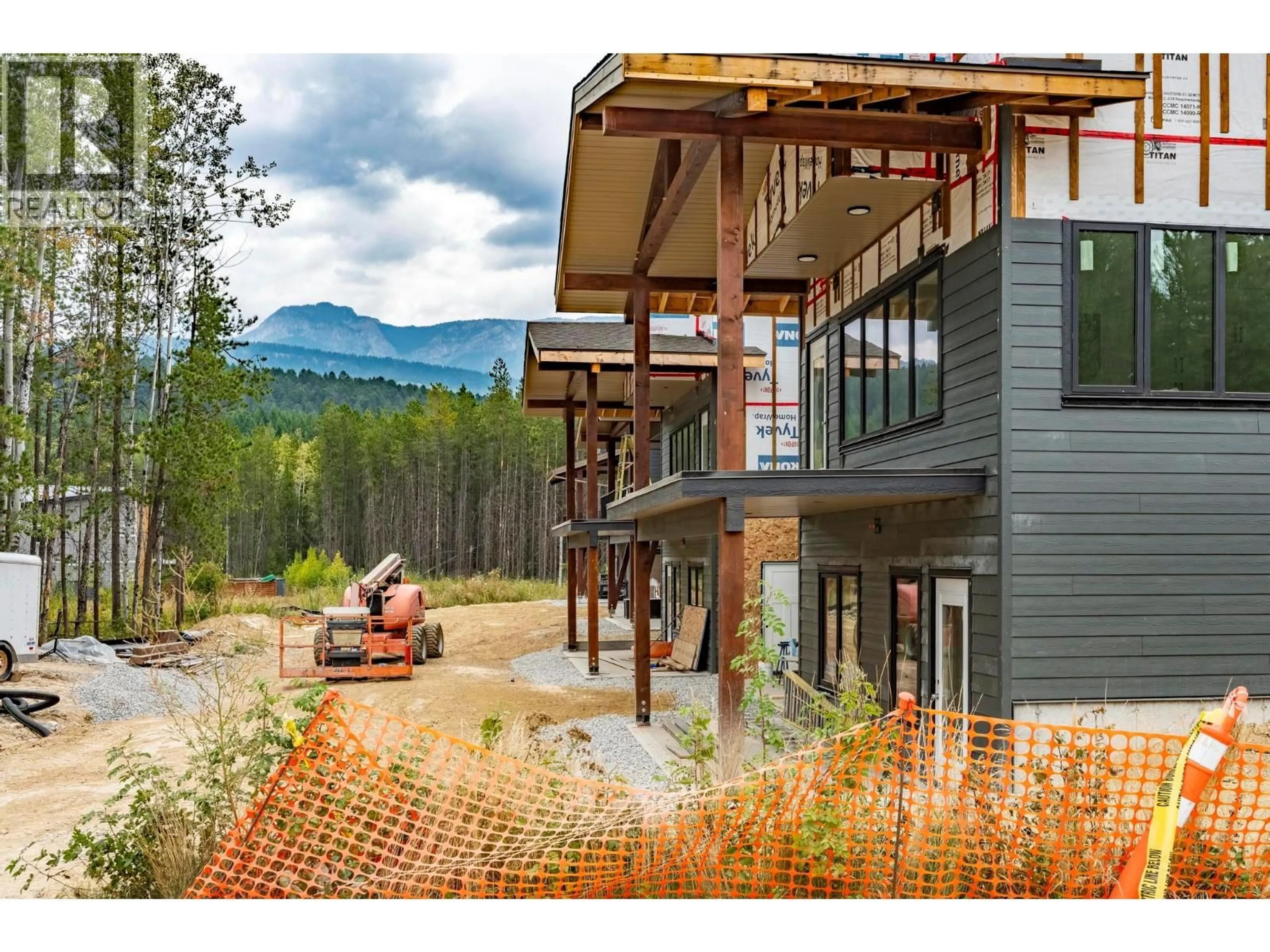 Unknown for 1 - 1444 GRANITE DRIVE, Golden British Columbia V0A1H0