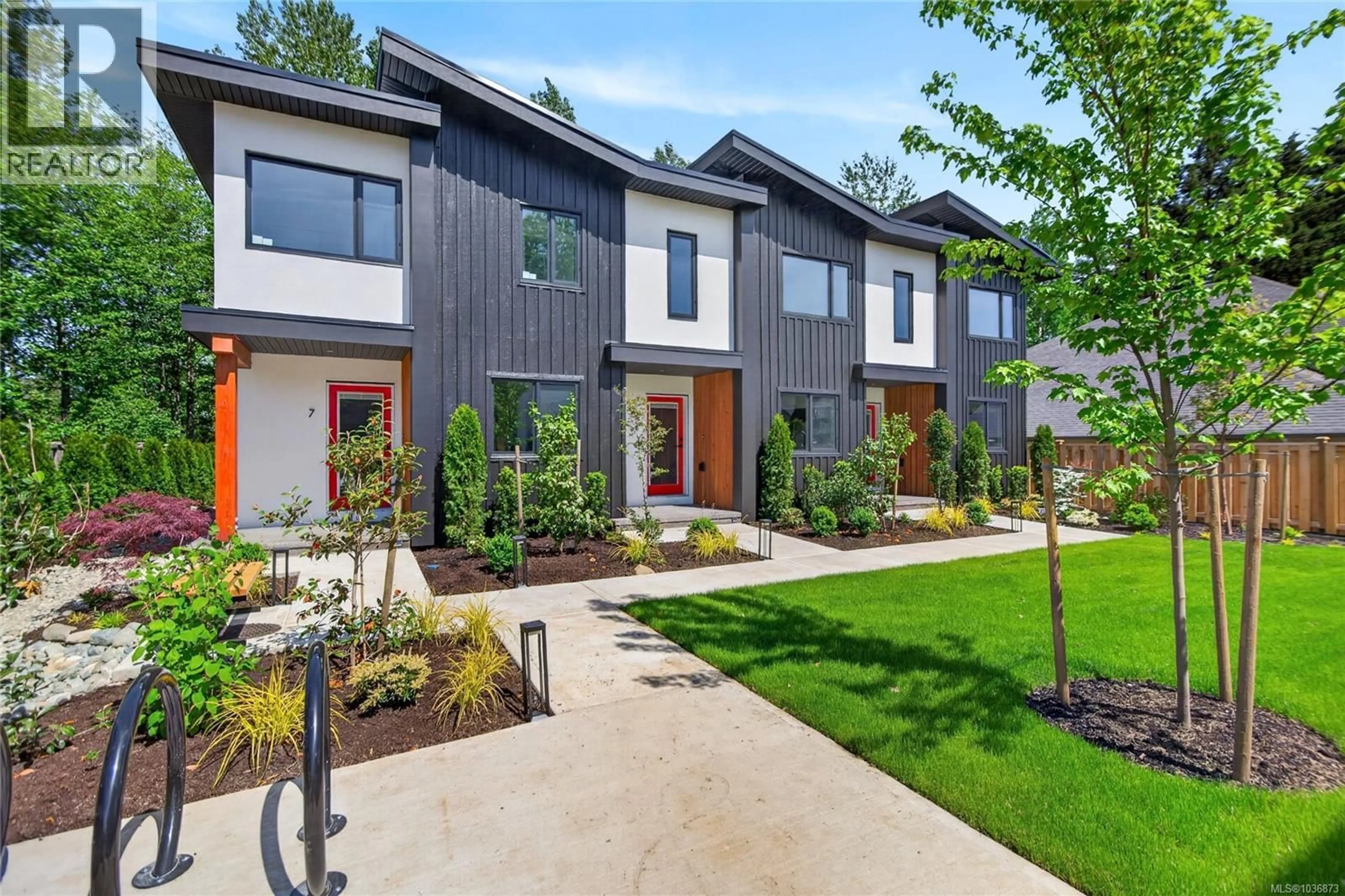 Home with brick exterior material, street for 8 - 1590 PIERCY AVENUE, Courtenay British Columbia V9N3E9