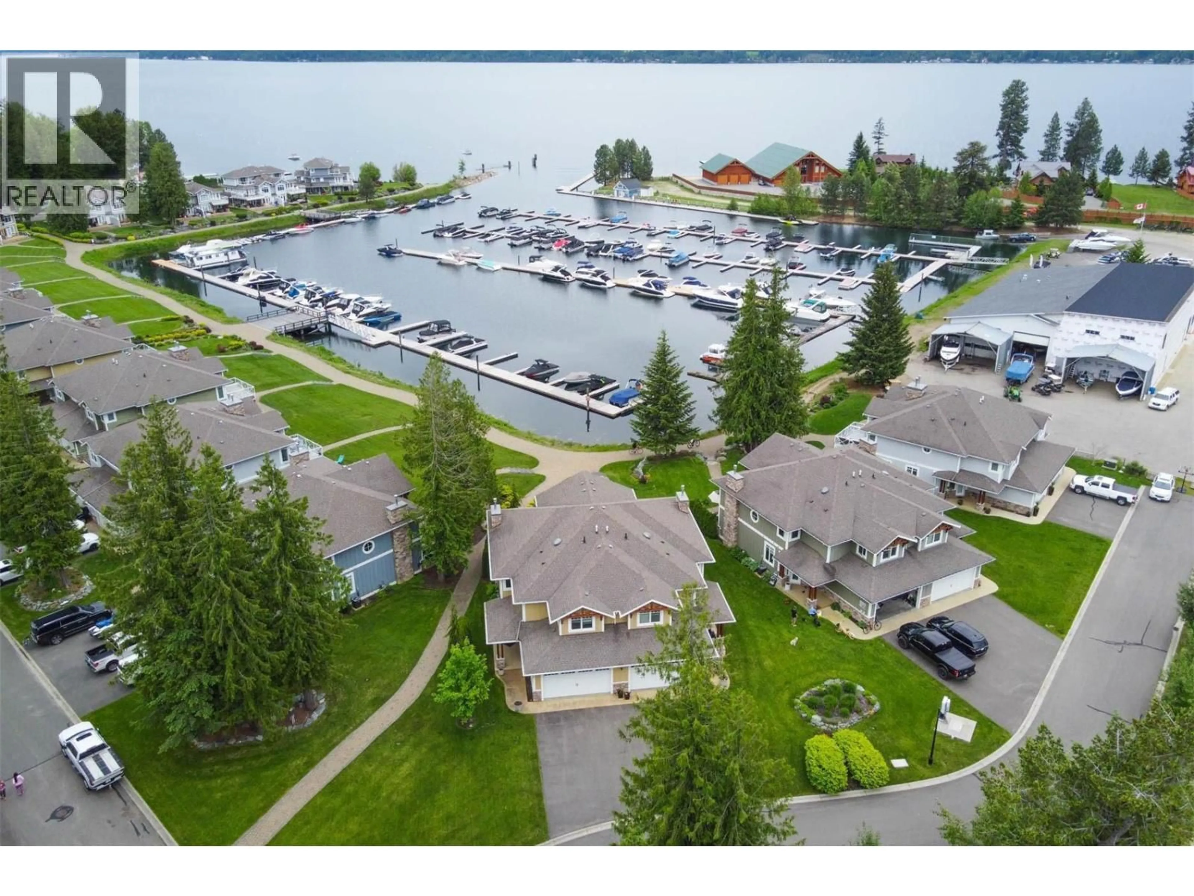 A pic from outside/outdoor area/front of a property/back of a property/a pic from drone, water/lake/river/ocean view for 29 - 3950 EXPRESS POINT ROAD, Scotch Creek British Columbia V0E1M5